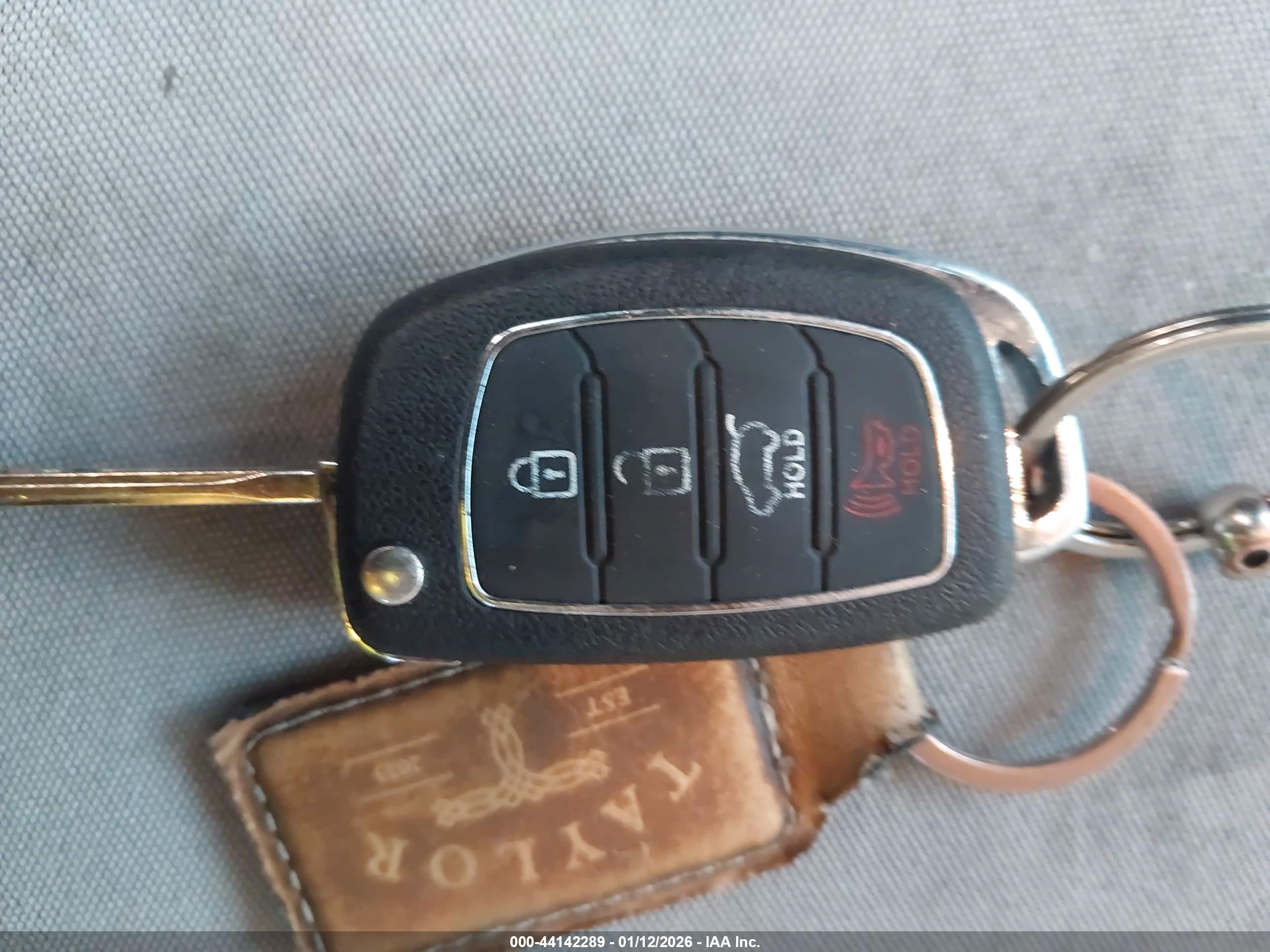 HYUNDAI SONATA image 11