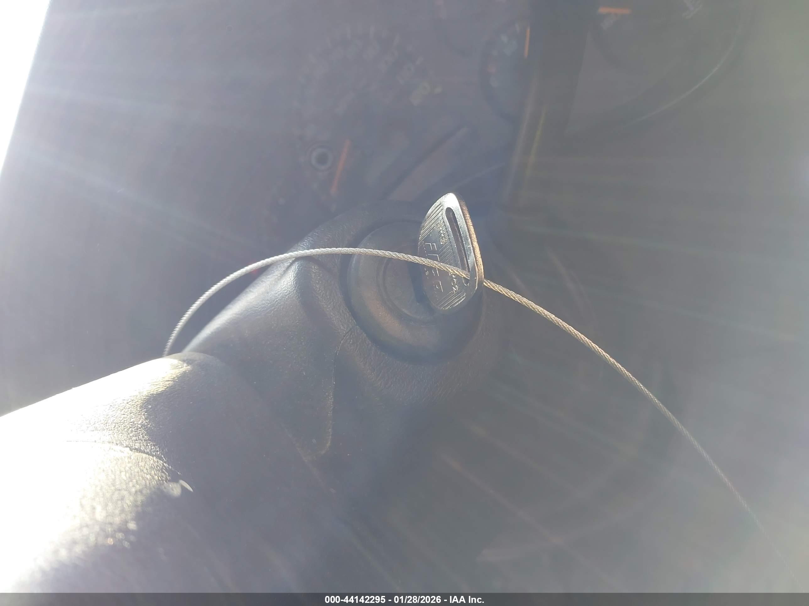 GMC SIERRA image 11