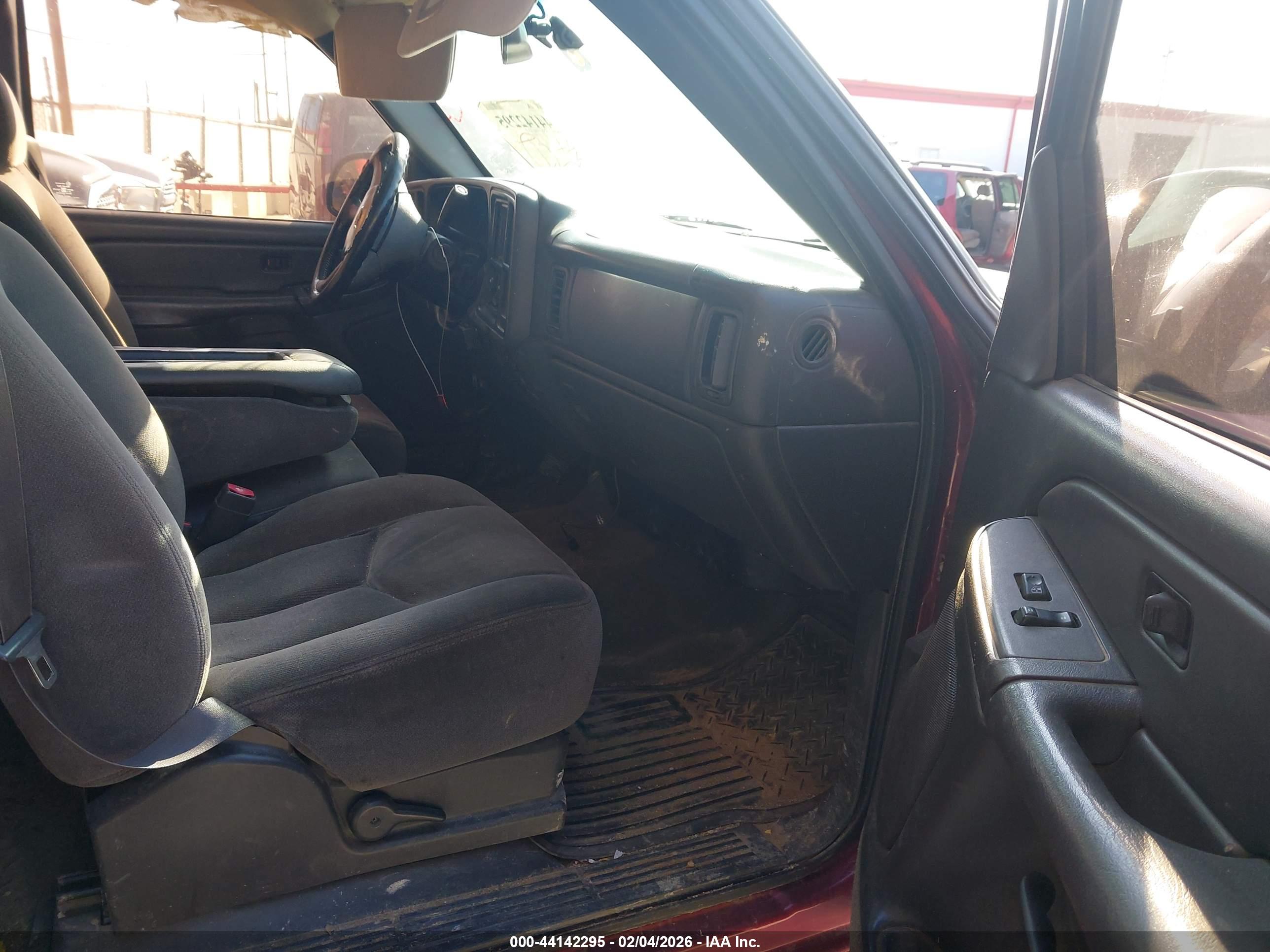 GMC SIERRA image 5