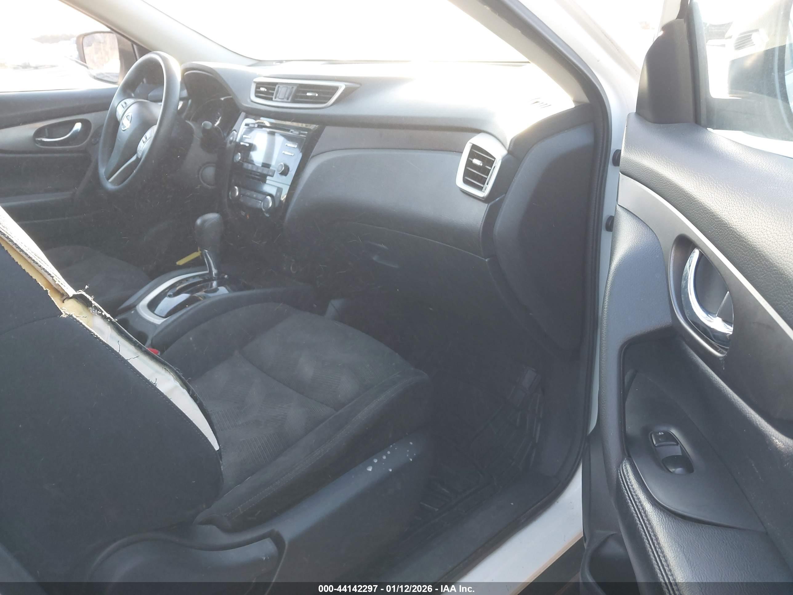 NISSAN ROGUE image 5