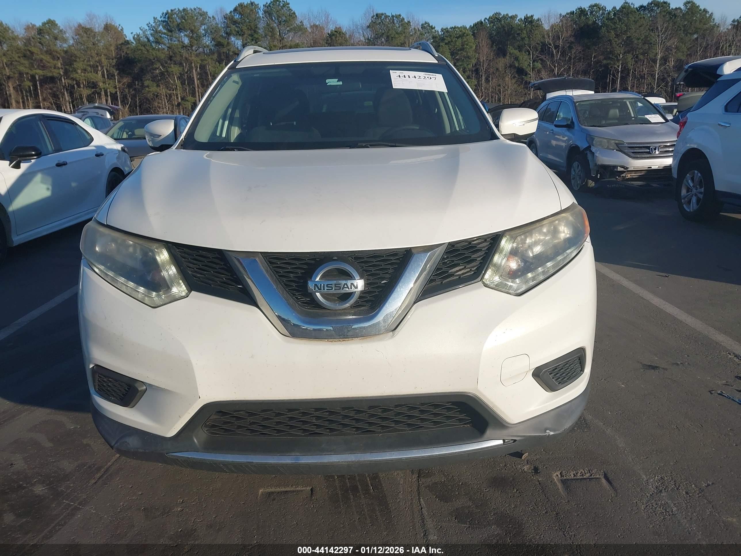 NISSAN ROGUE image 6