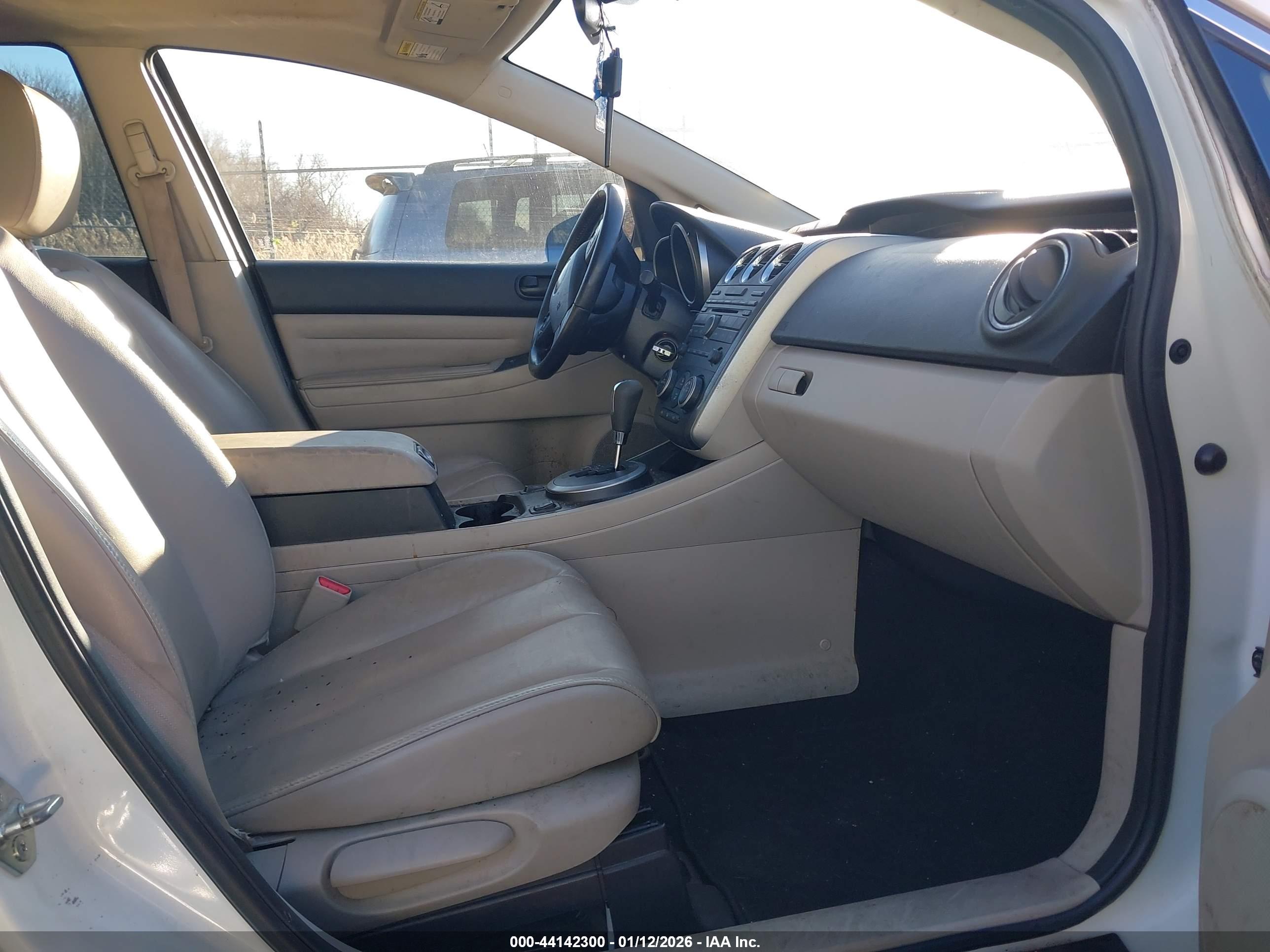 MAZDA CX-7 image 5