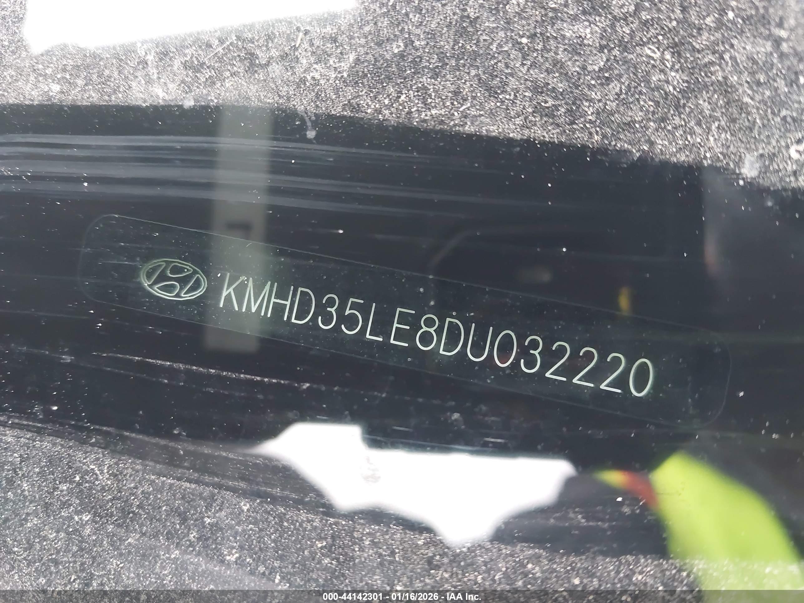 HYUNDAI ELANTRA image 9