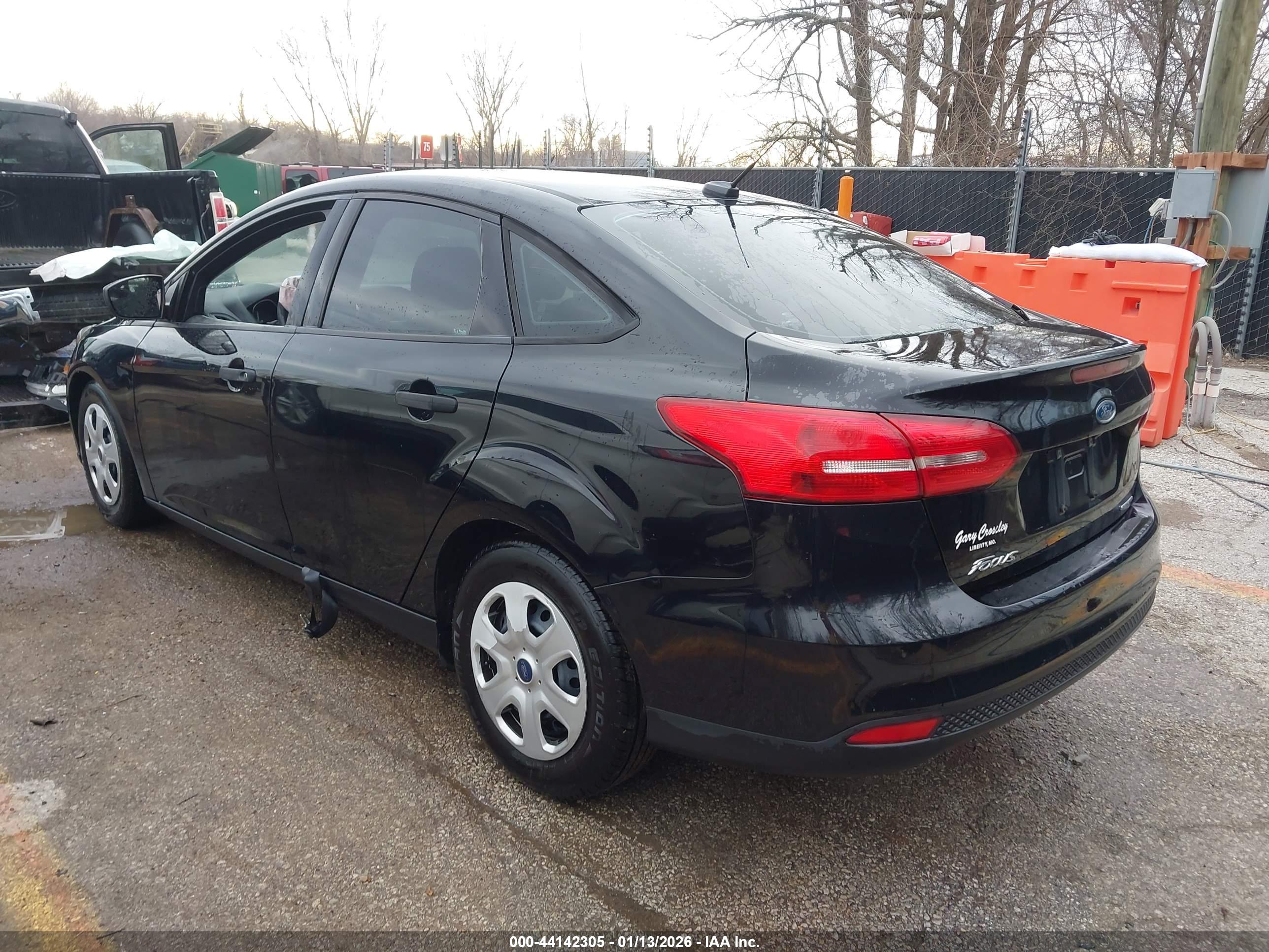 FORD FOCUS image 3