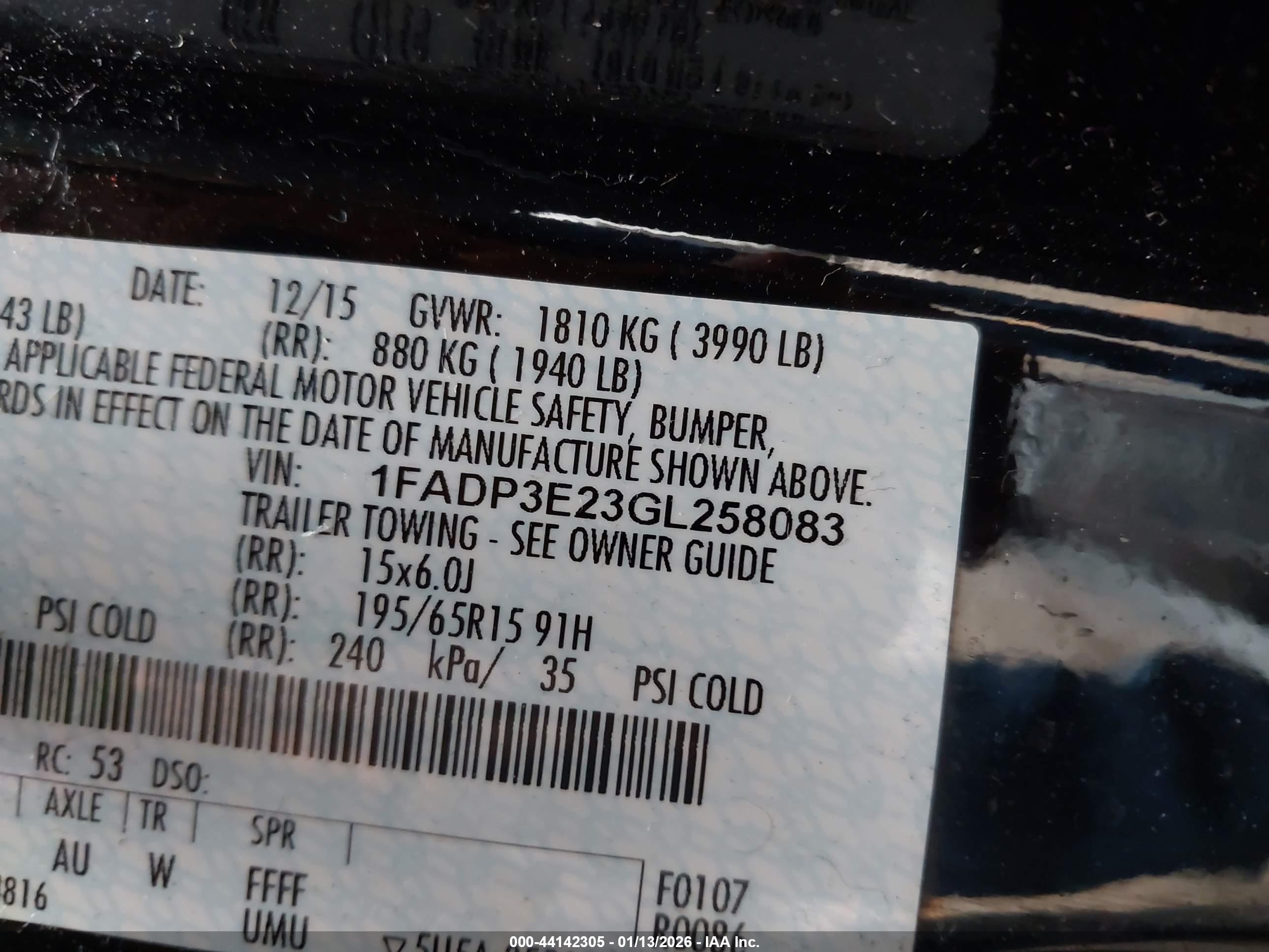 FORD FOCUS image 9