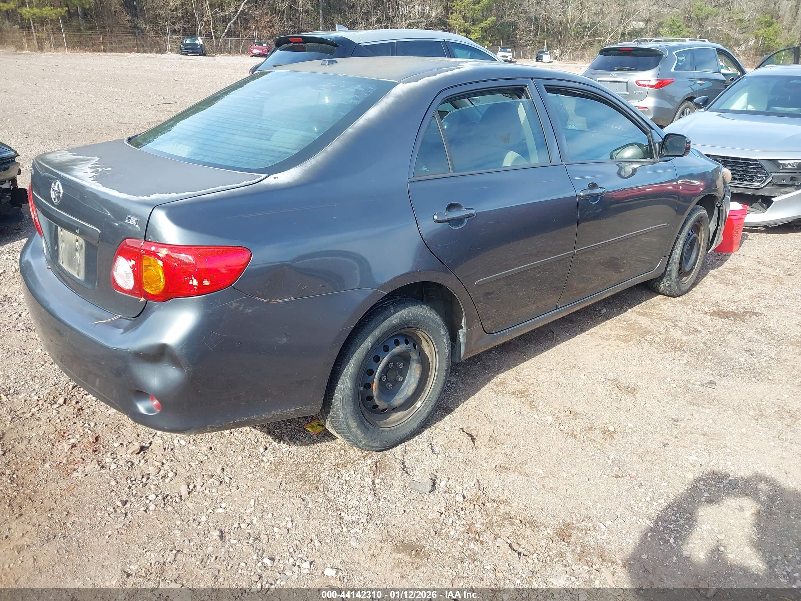 TOYOTA COROLLA image 4