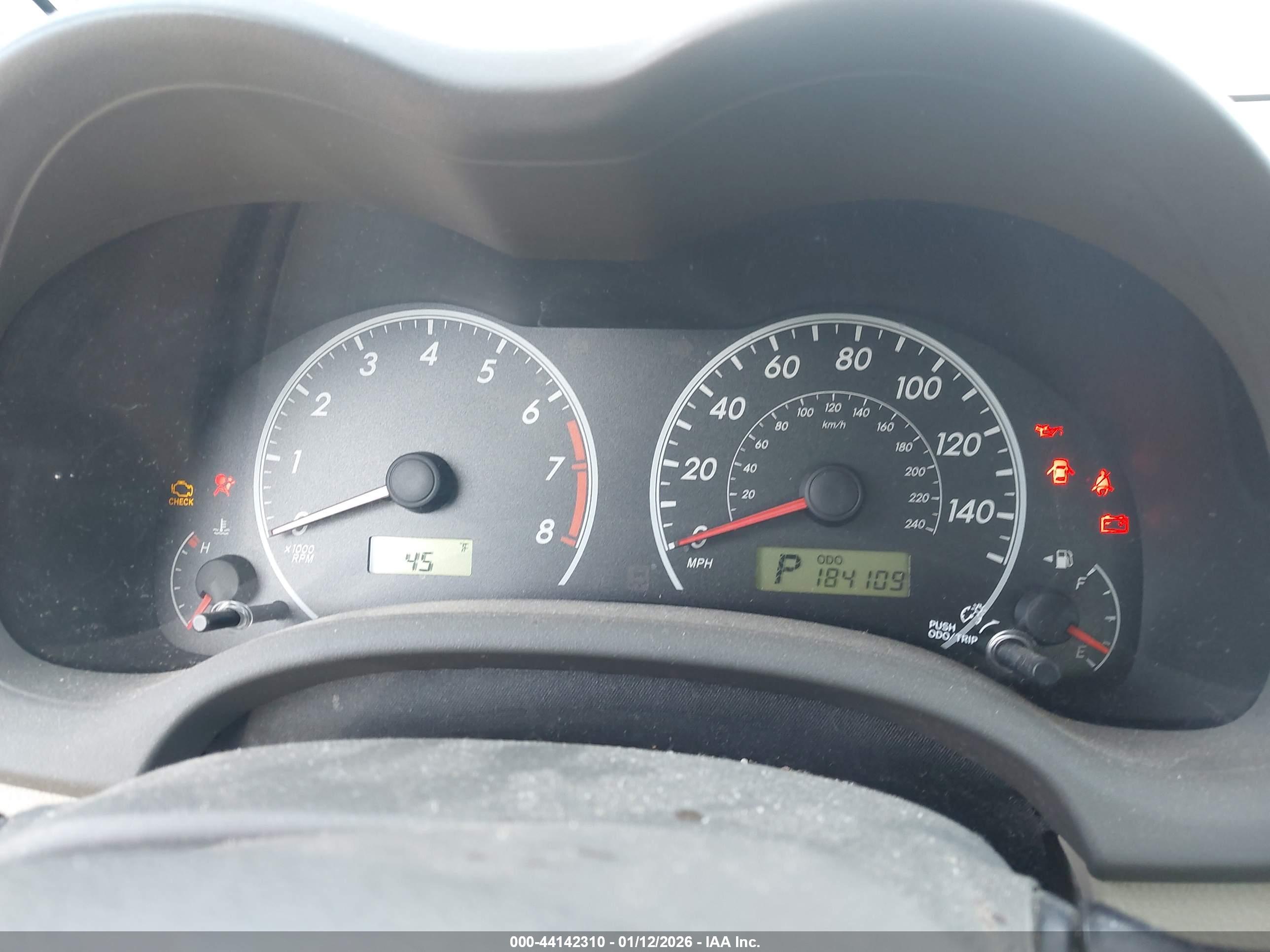 TOYOTA COROLLA image 7