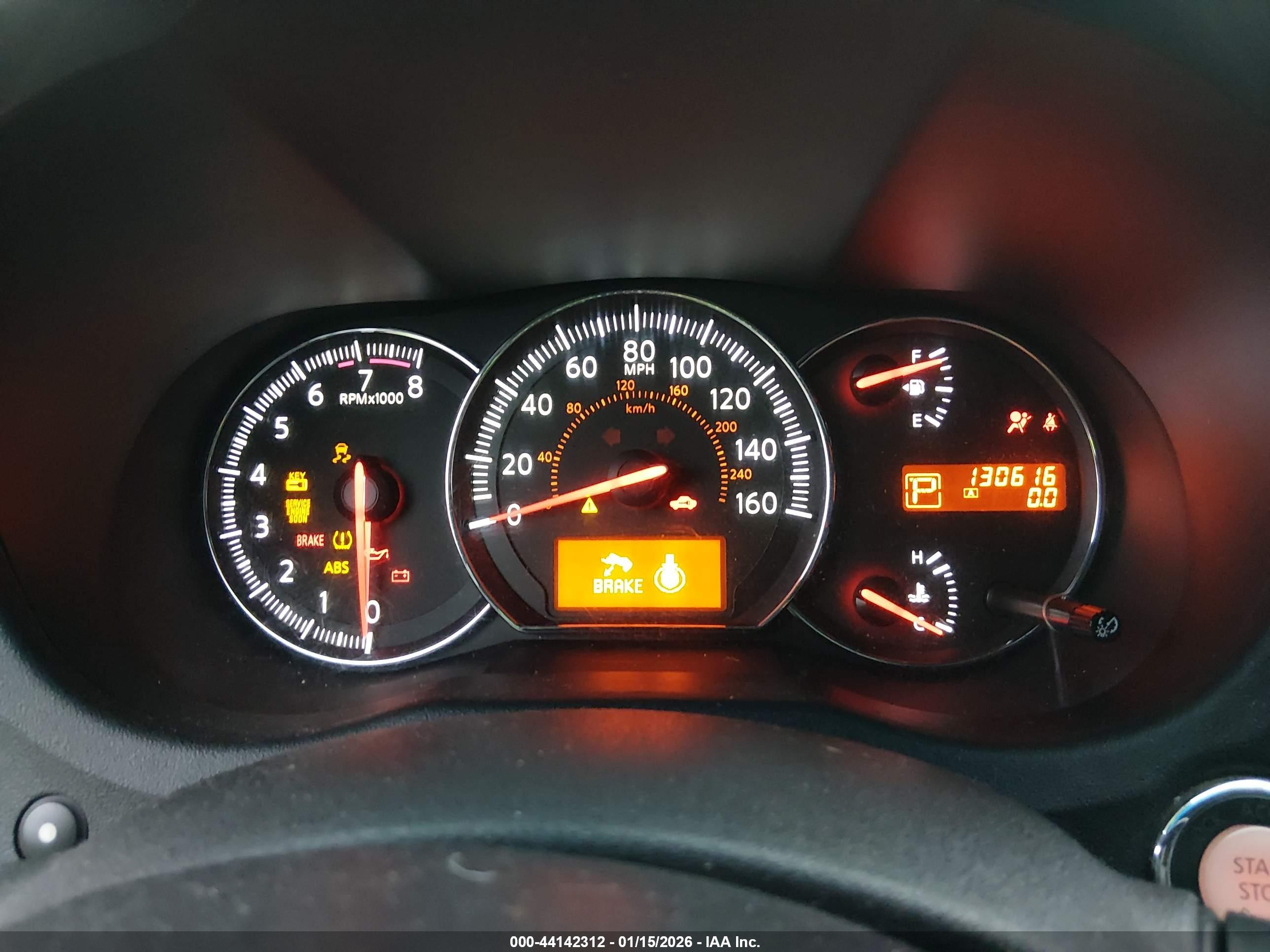 NISSAN MAXIMA image 7