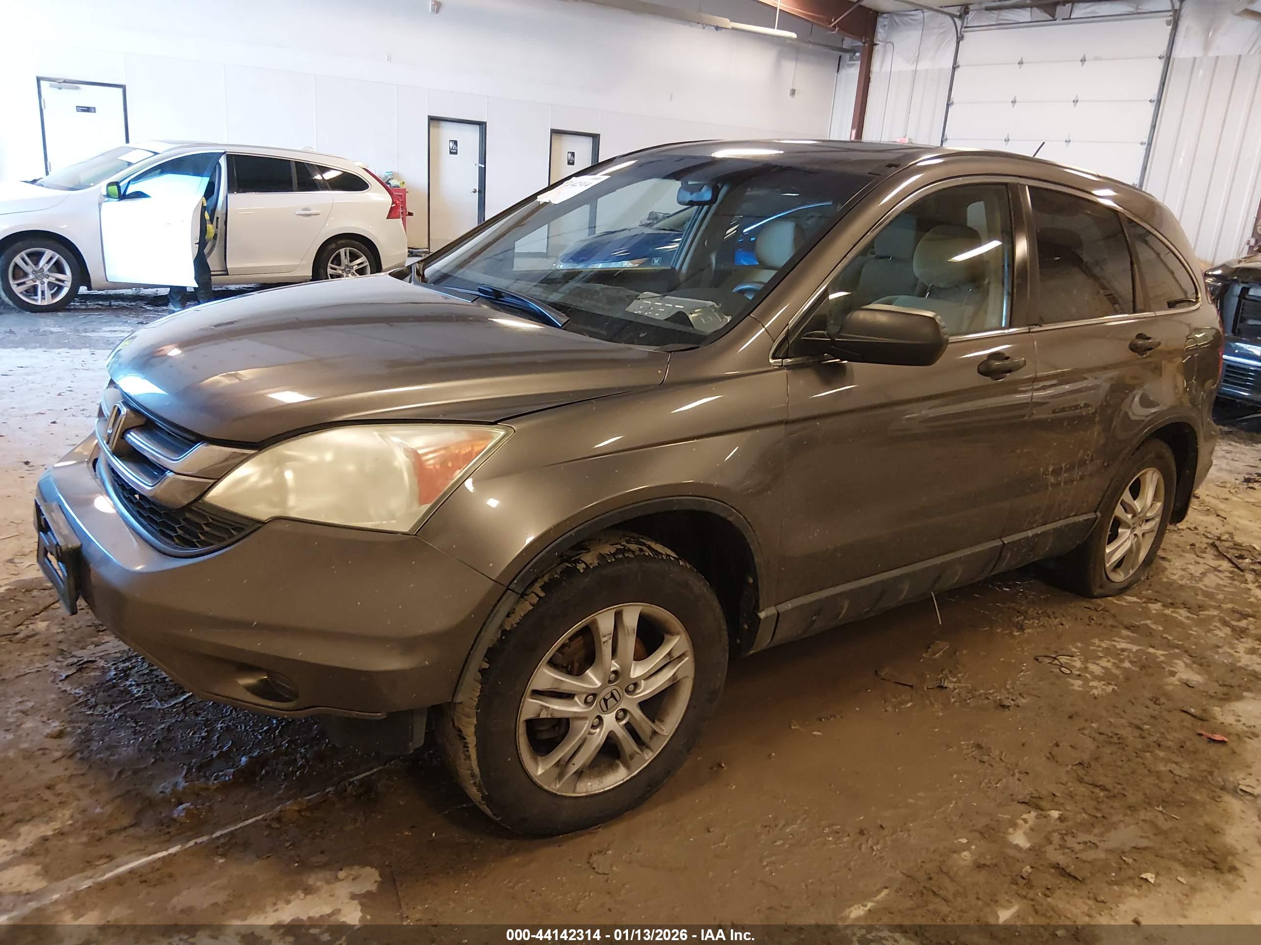 HONDA CR-V image 2