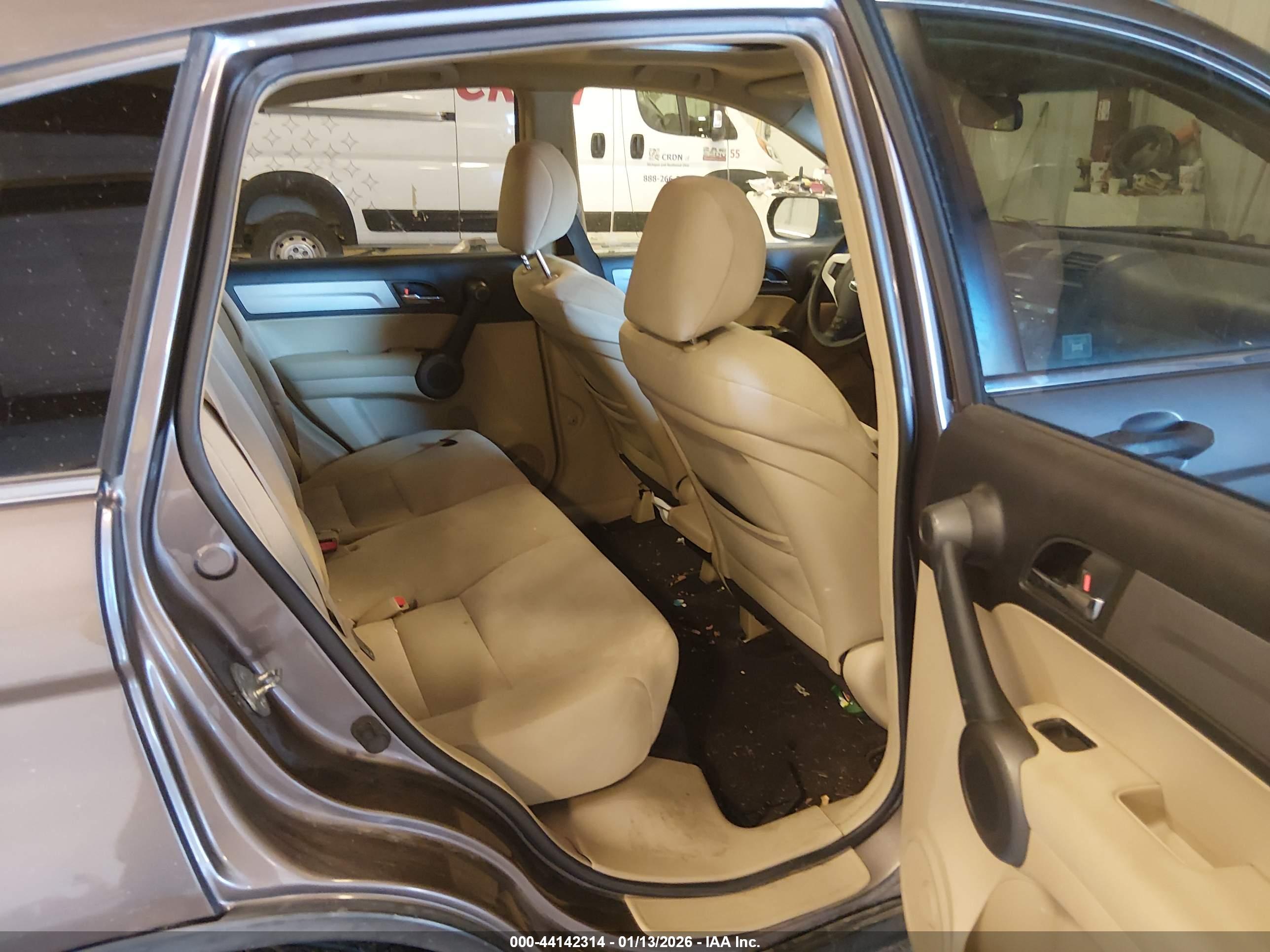 HONDA CR-V image 8