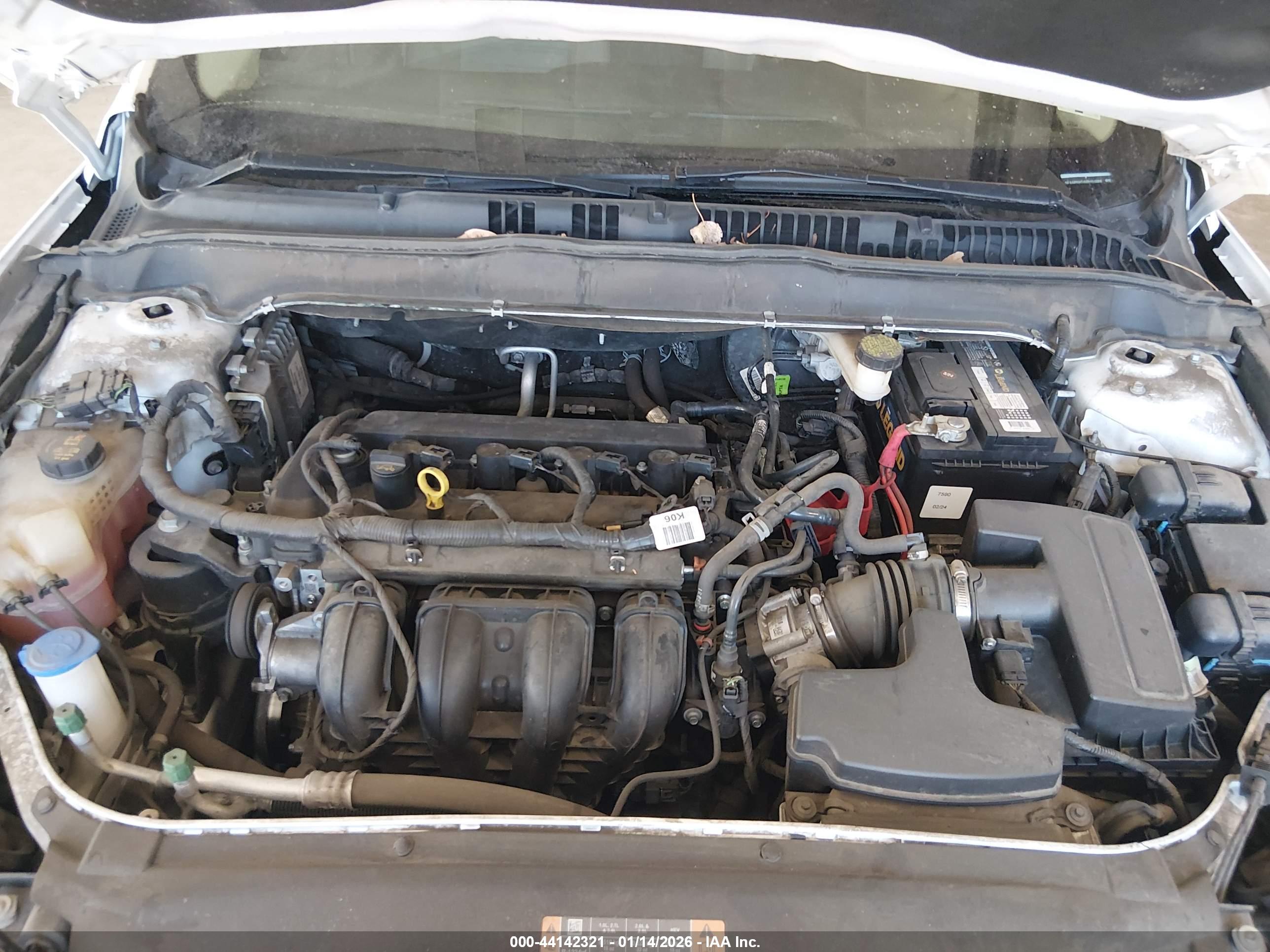 FORD FUSION image 10
