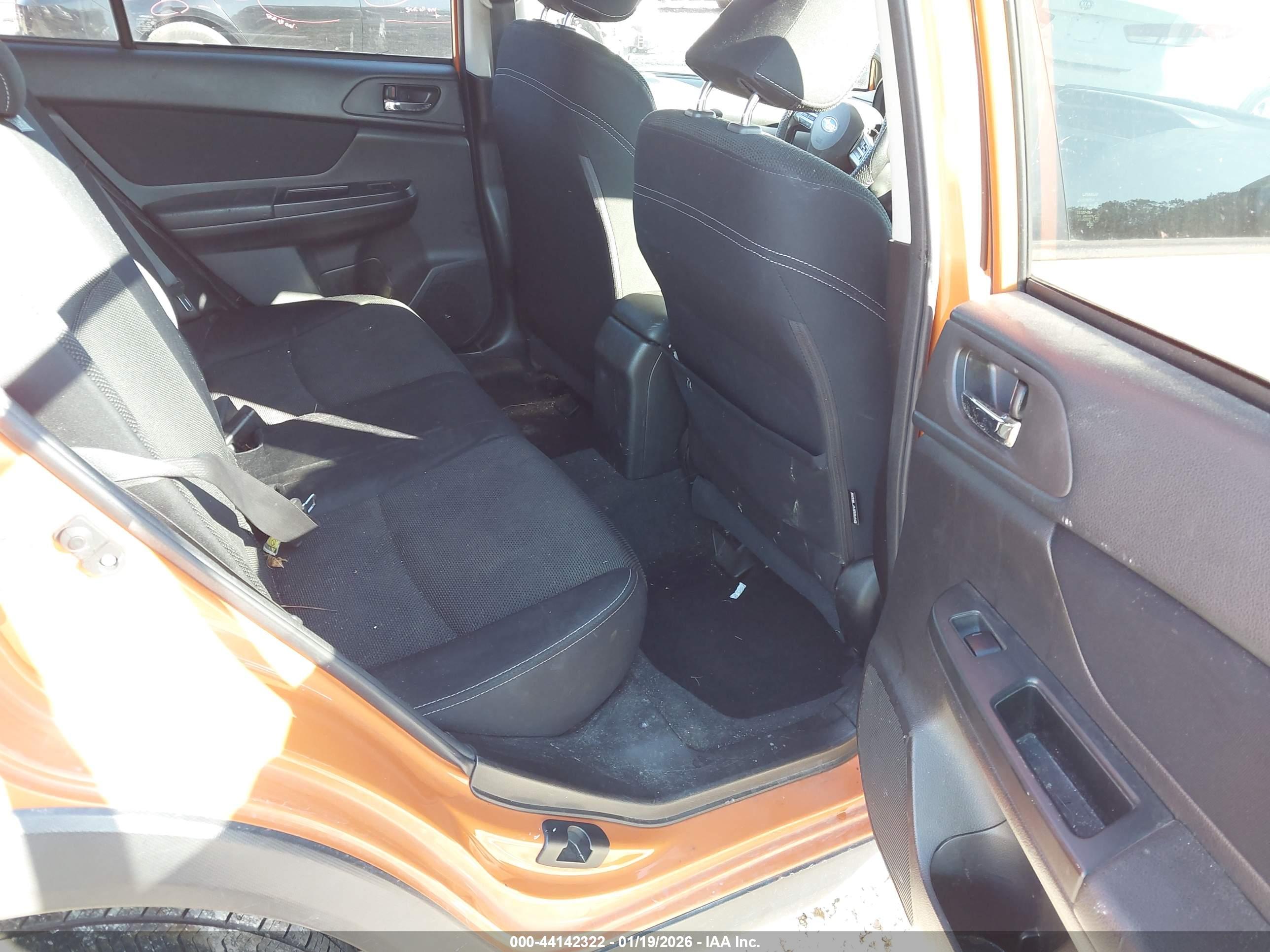 SUBARU XV image 8