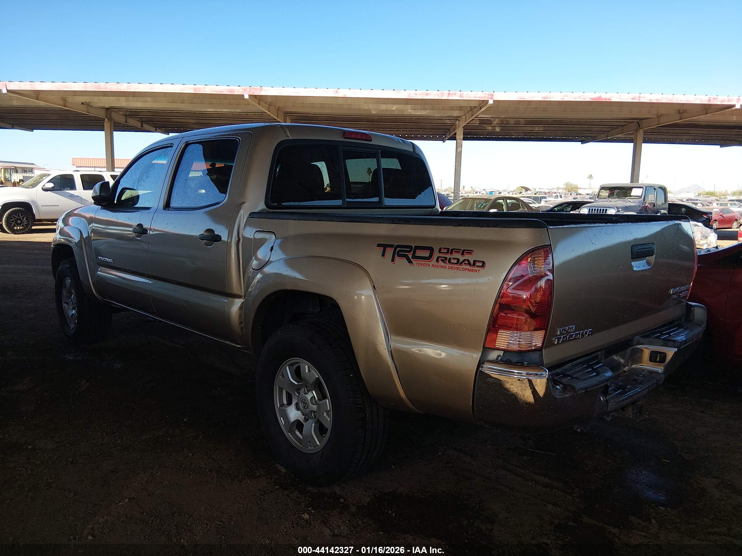 TOYOTA TACOMA image 3