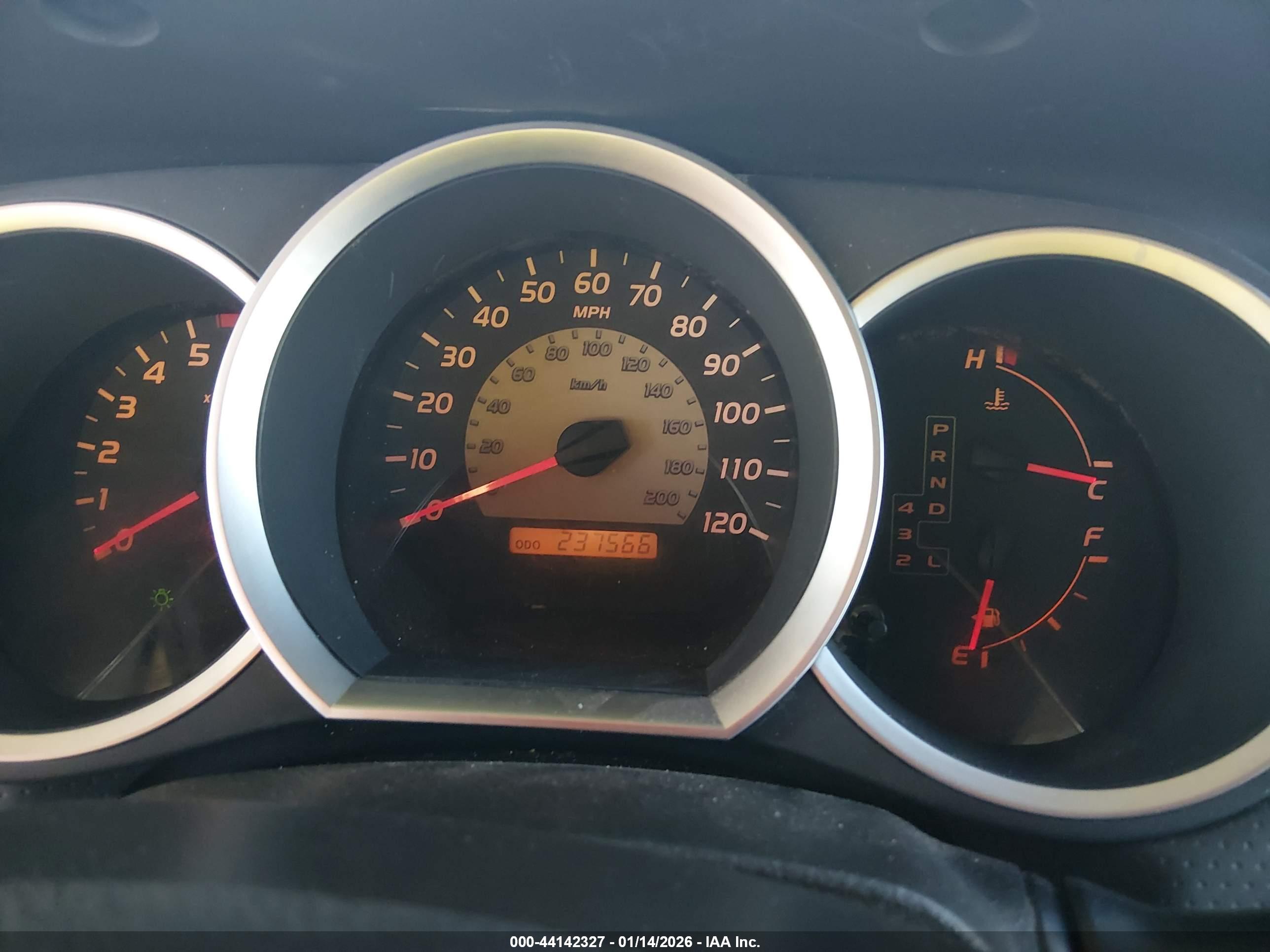 TOYOTA TACOMA image 7