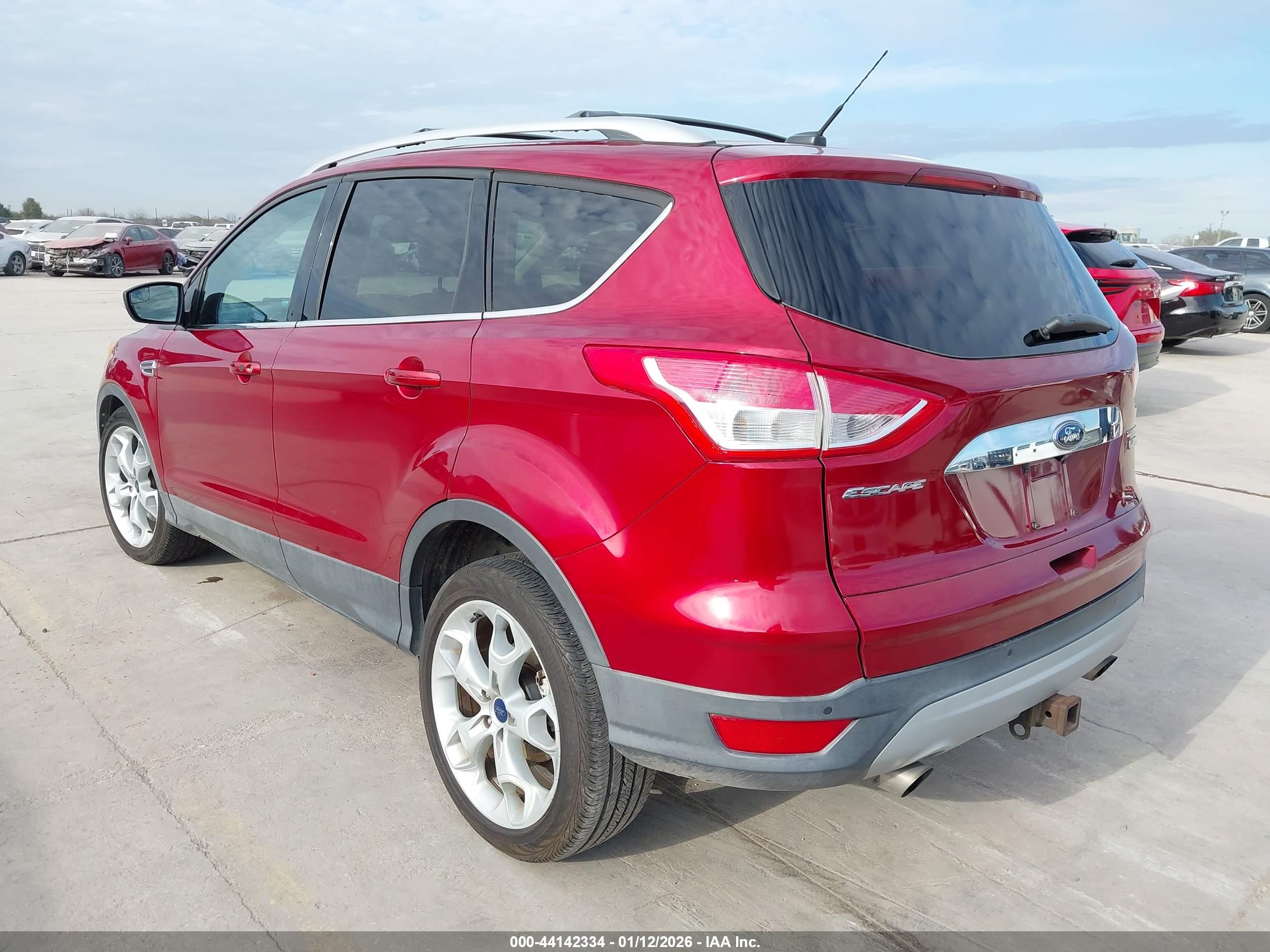 FORD ESCAPE image 3