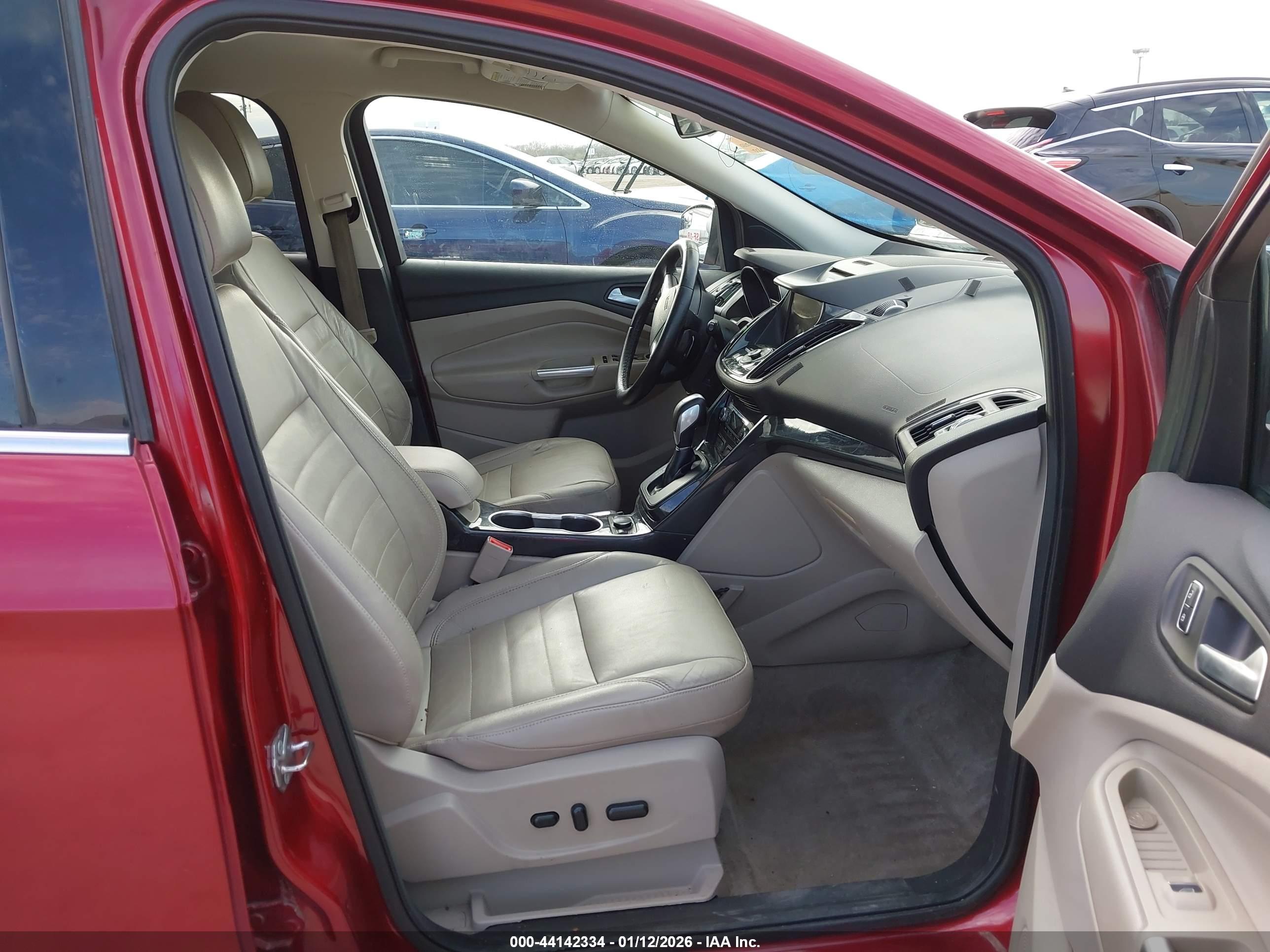 FORD ESCAPE image 5