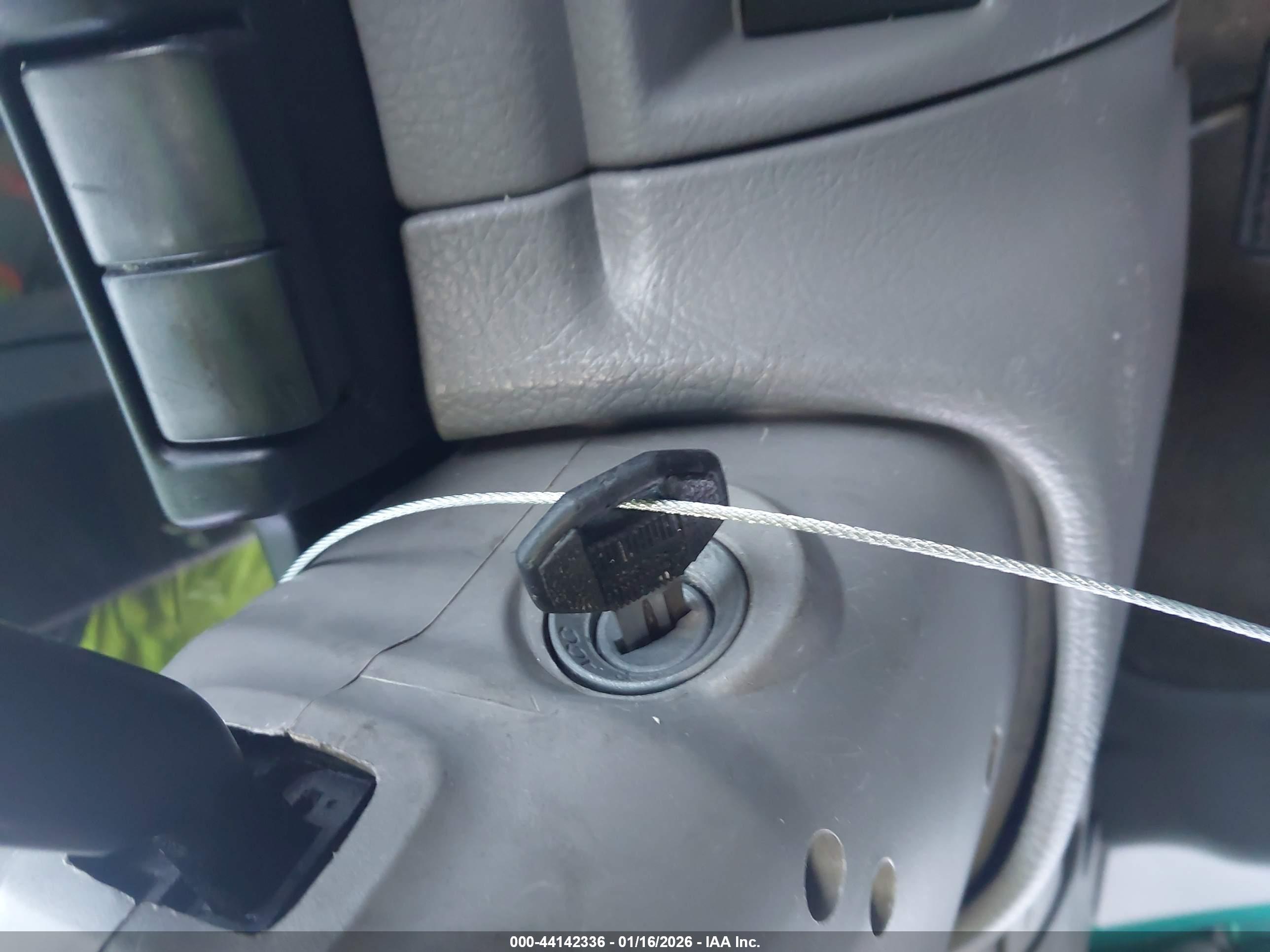 GEO METRO image 11