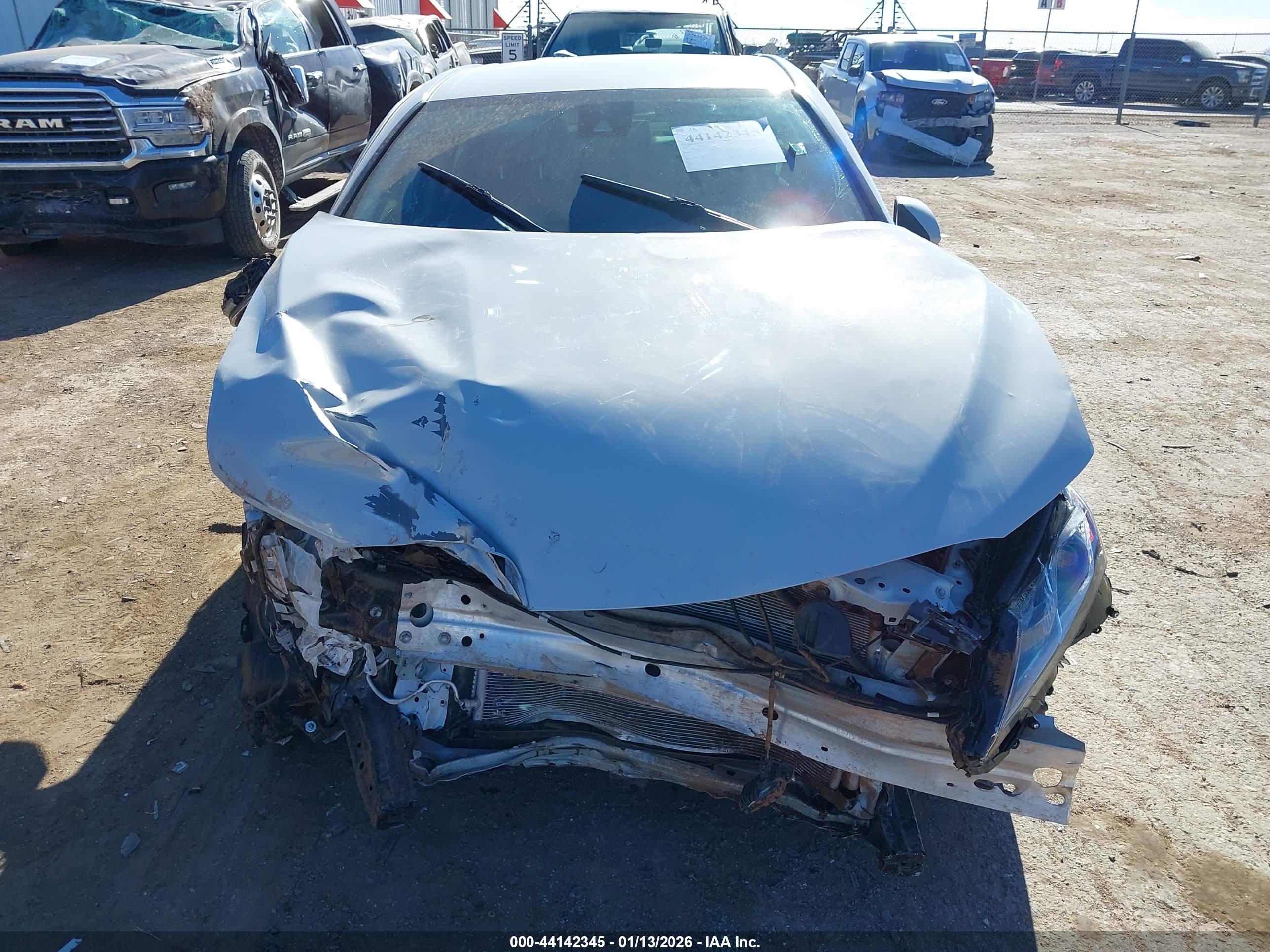 TOYOTA CAMRY image 6