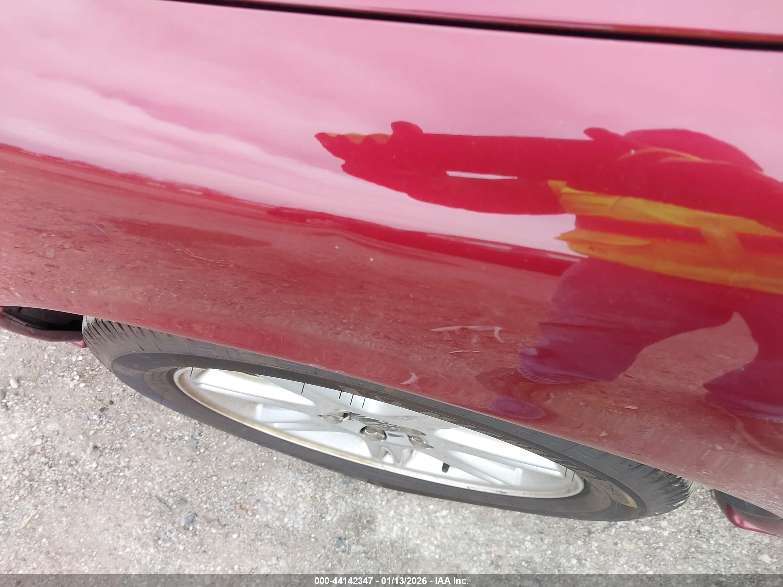 VOLVO V70 image 6