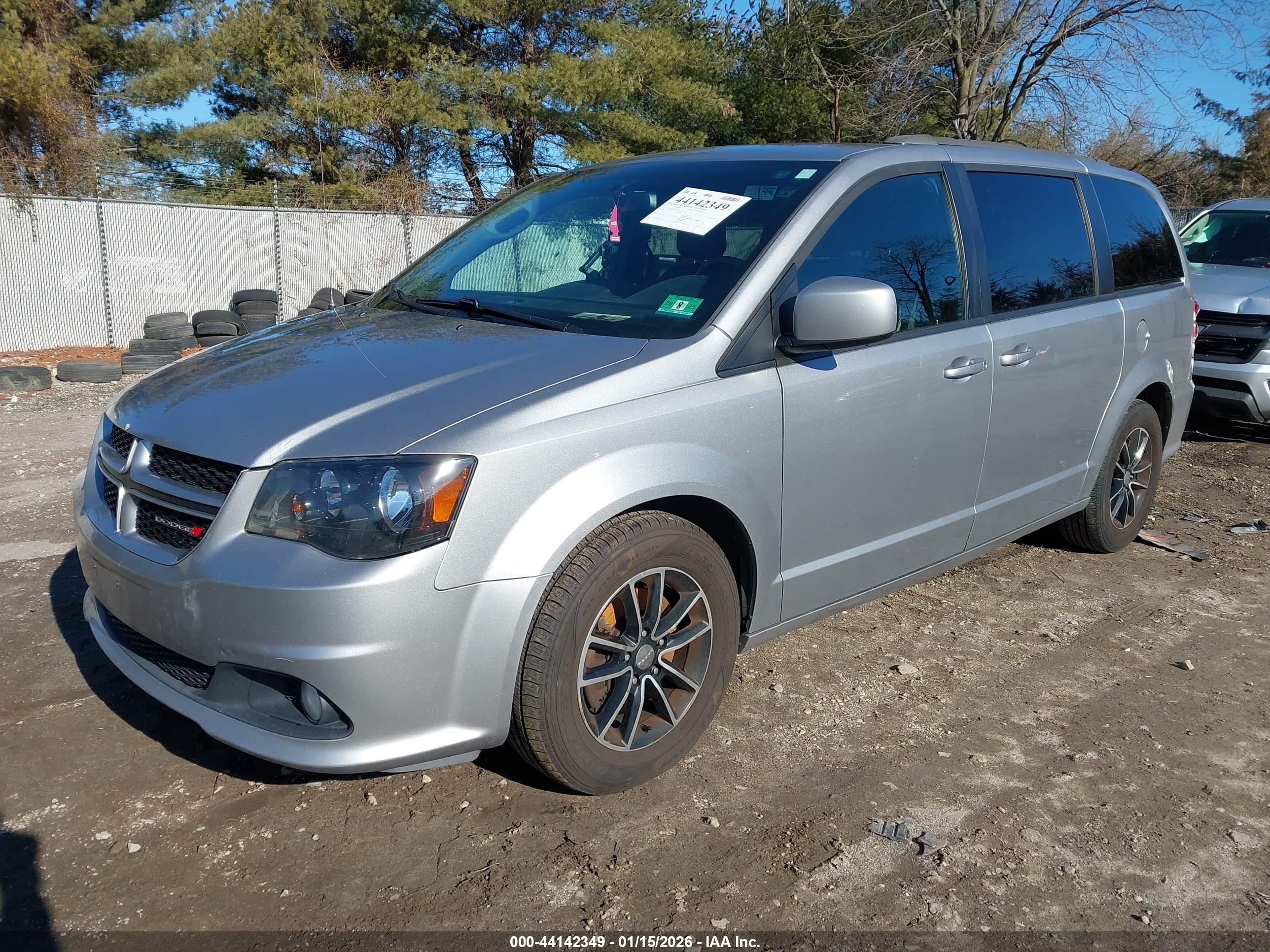 DODGE GRAND image 2