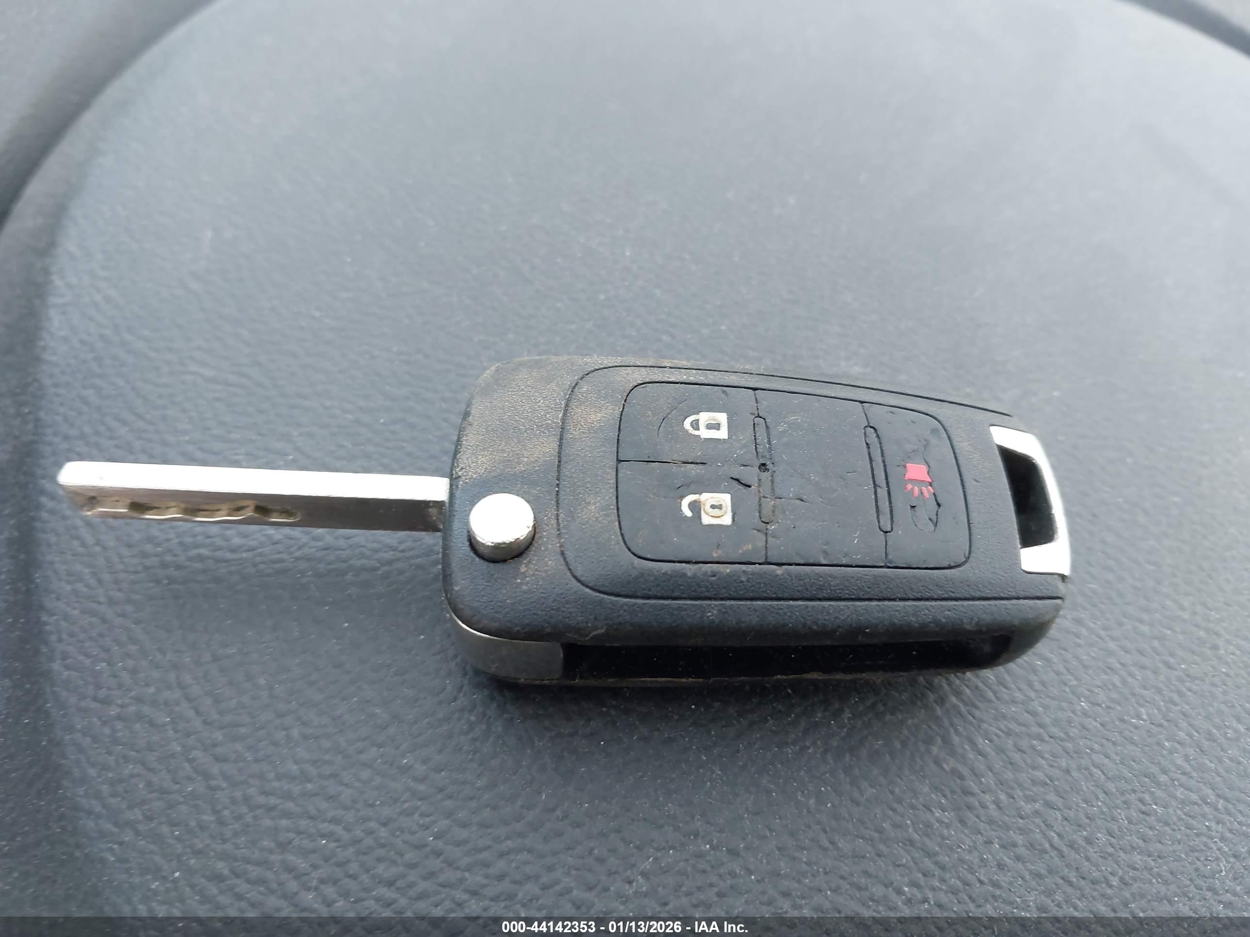 CHEVROLET EQUINOX image 11