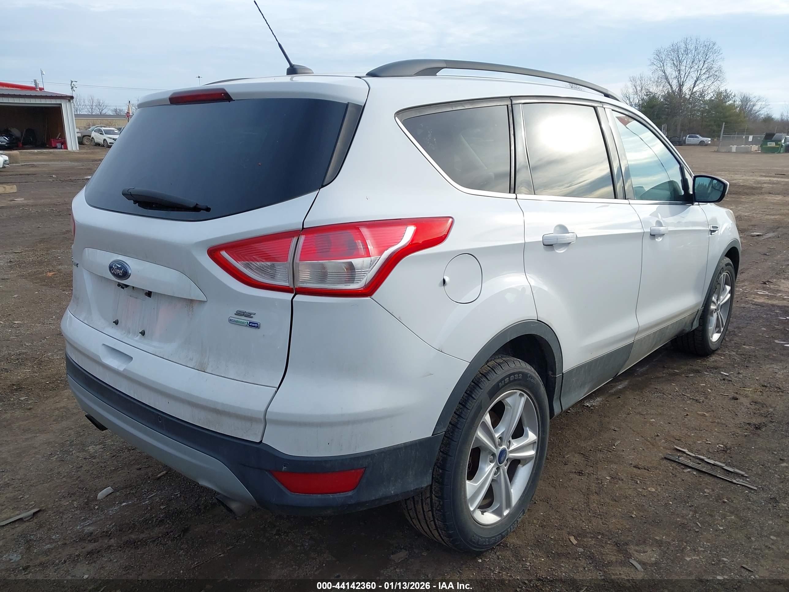 FORD ESCAPE image 4