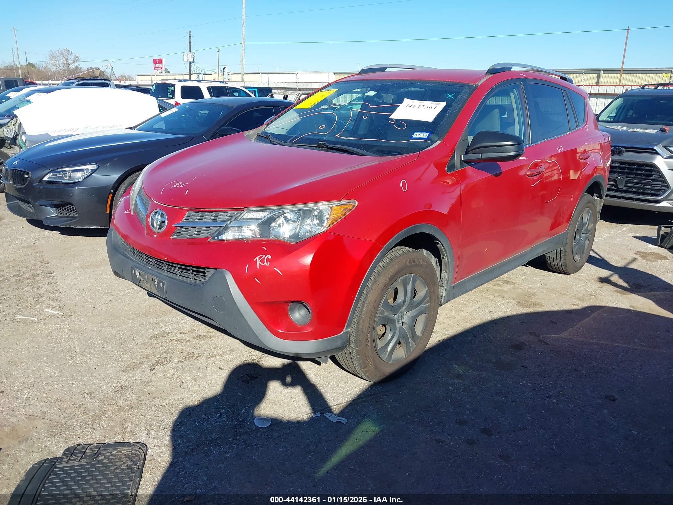 TOYOTA RAV4 image 2