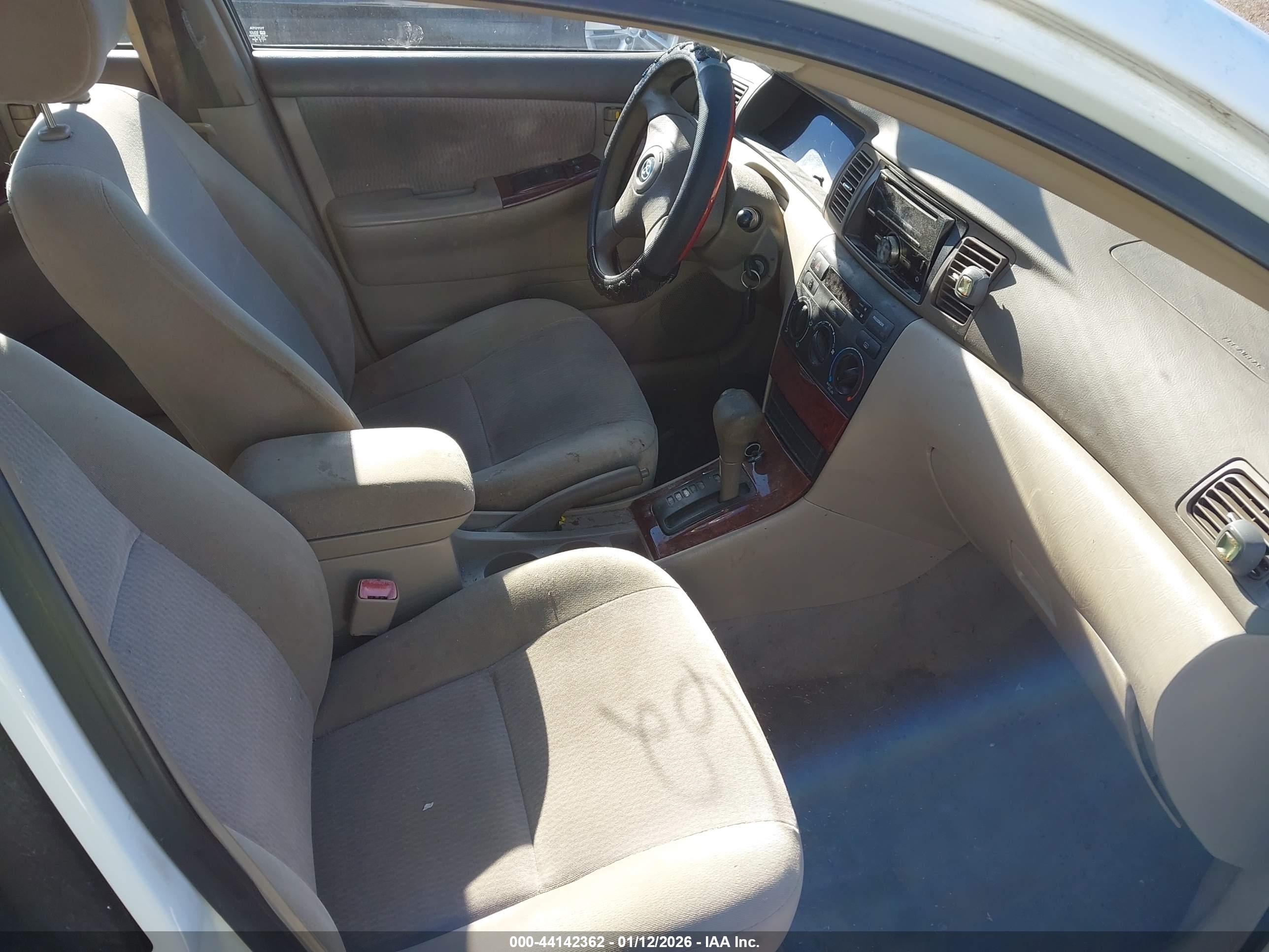 TOYOTA COROLLA image 5