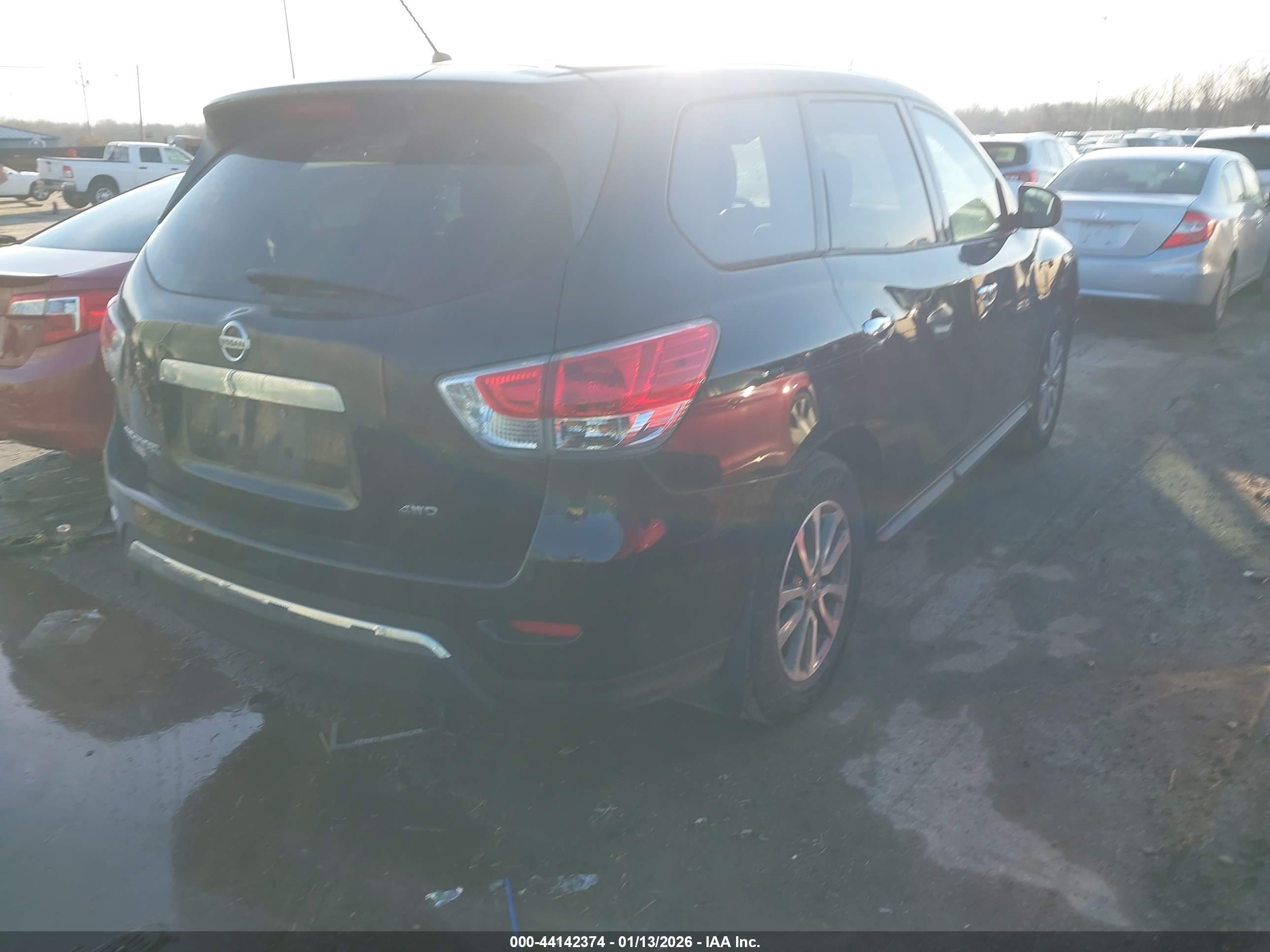 NISSAN PATHFINDER image 4