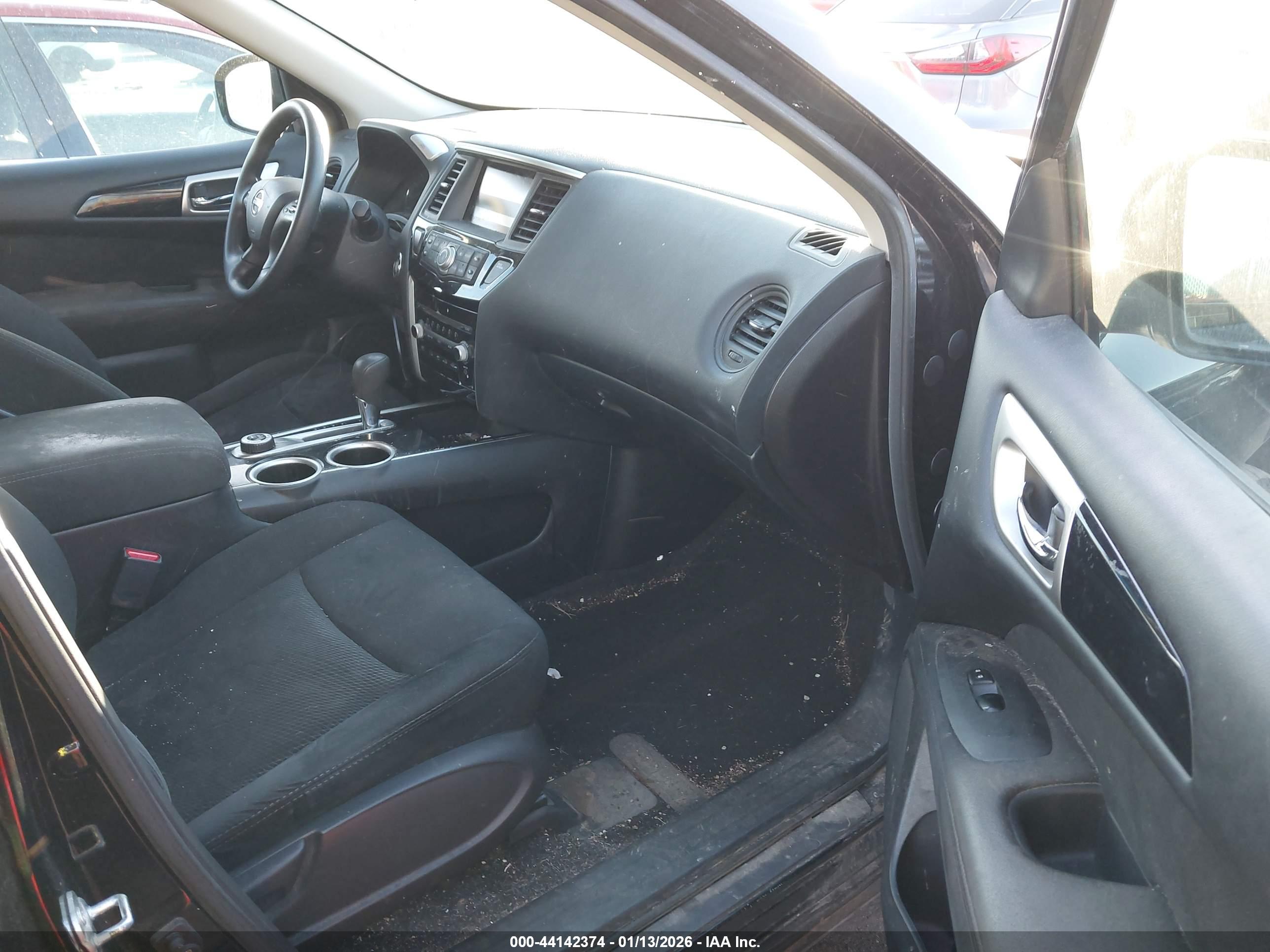 NISSAN PATHFINDER image 5