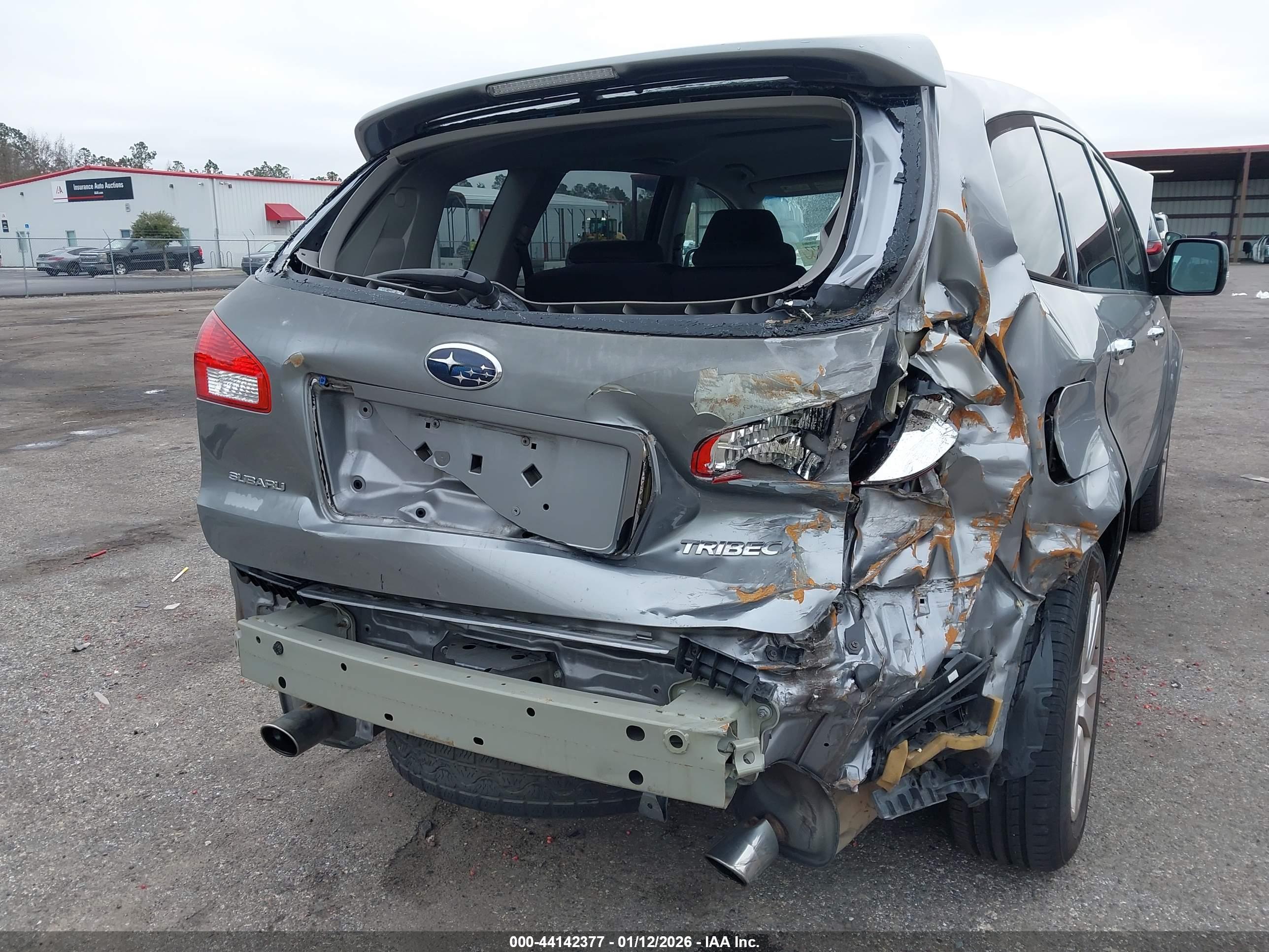 SUBARU TRIBECA image 6