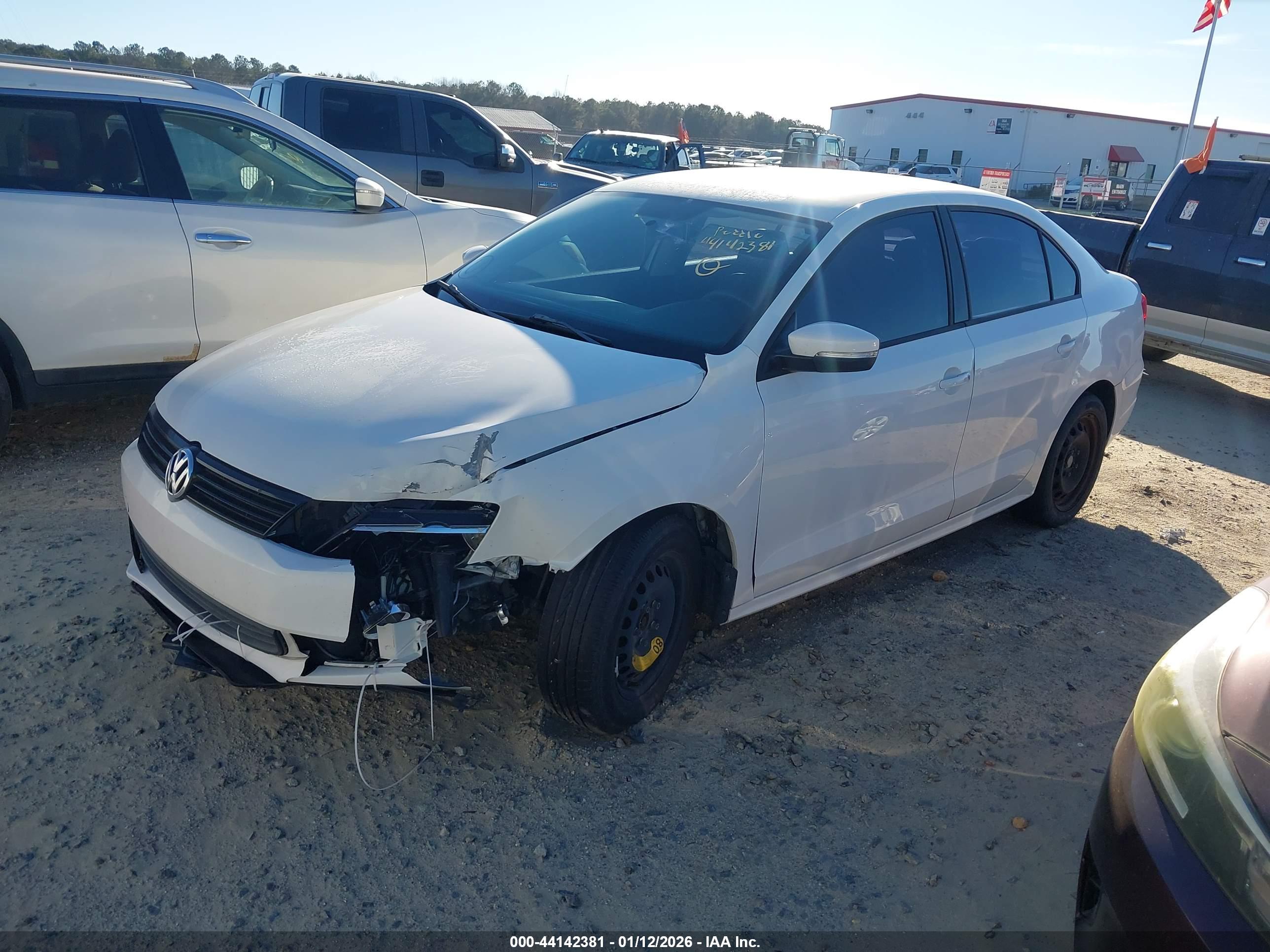 VOLKSWAGEN JETTA image 2