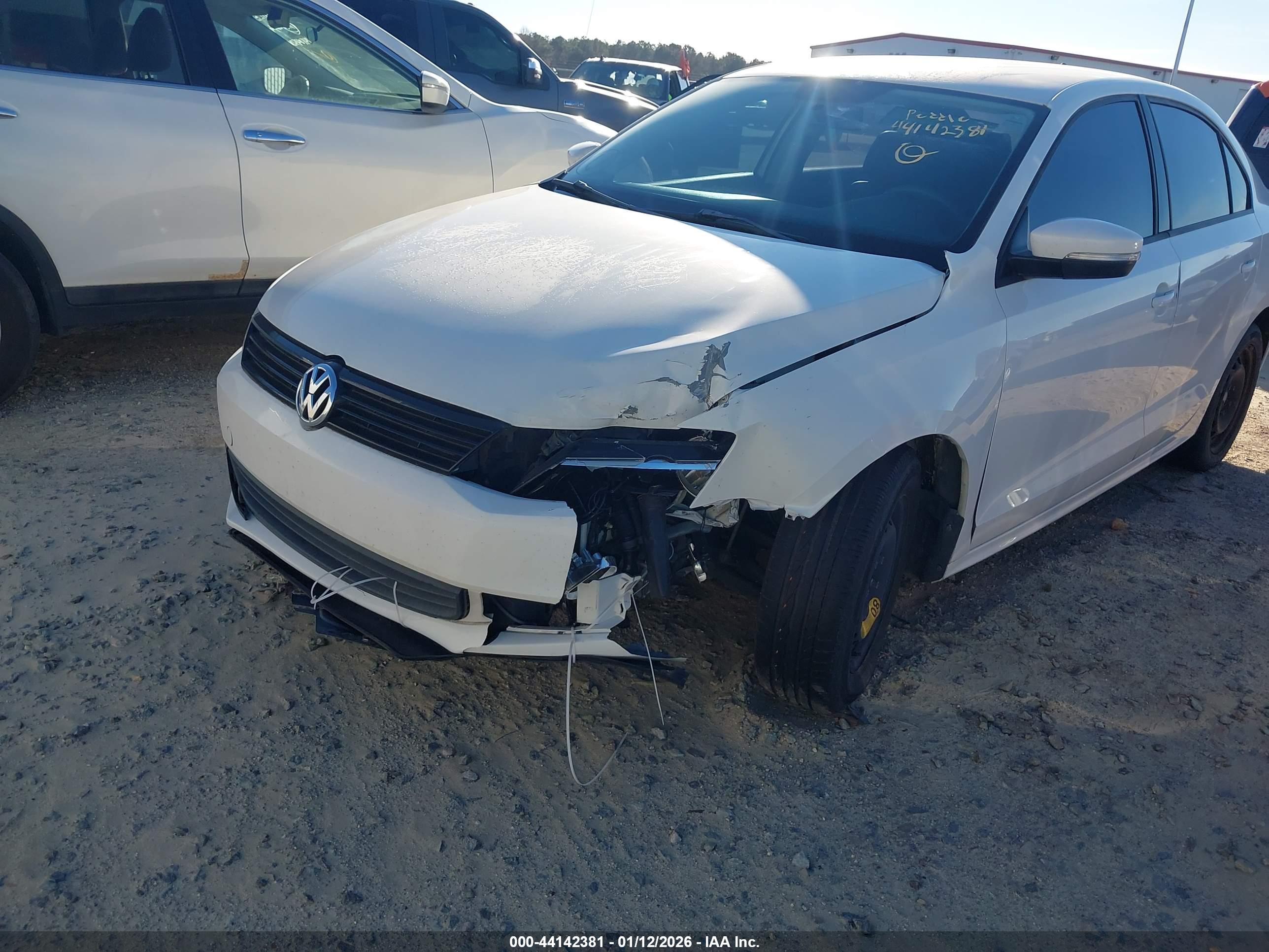 VOLKSWAGEN JETTA image 6