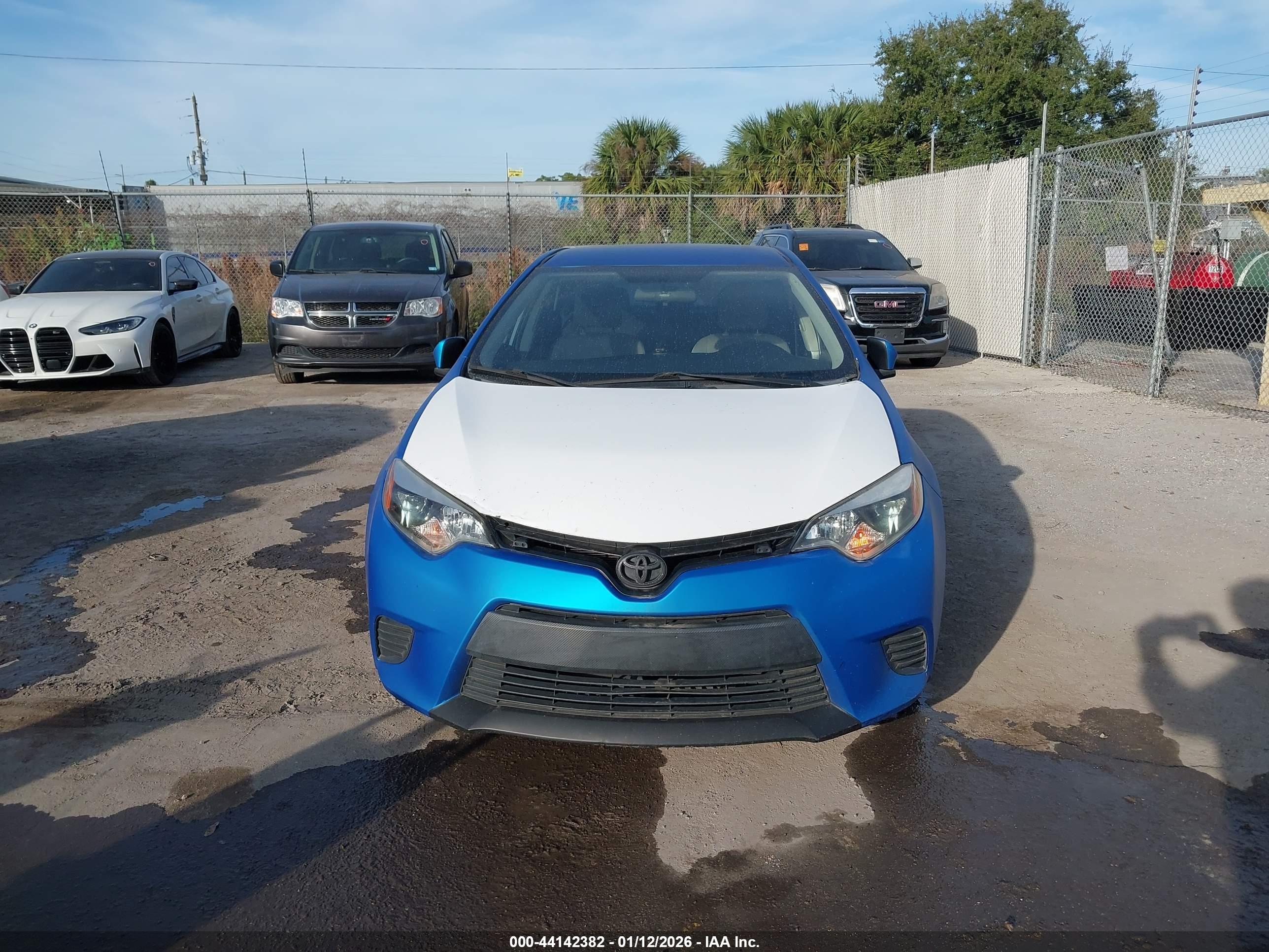 TOYOTA COROLLA image 6