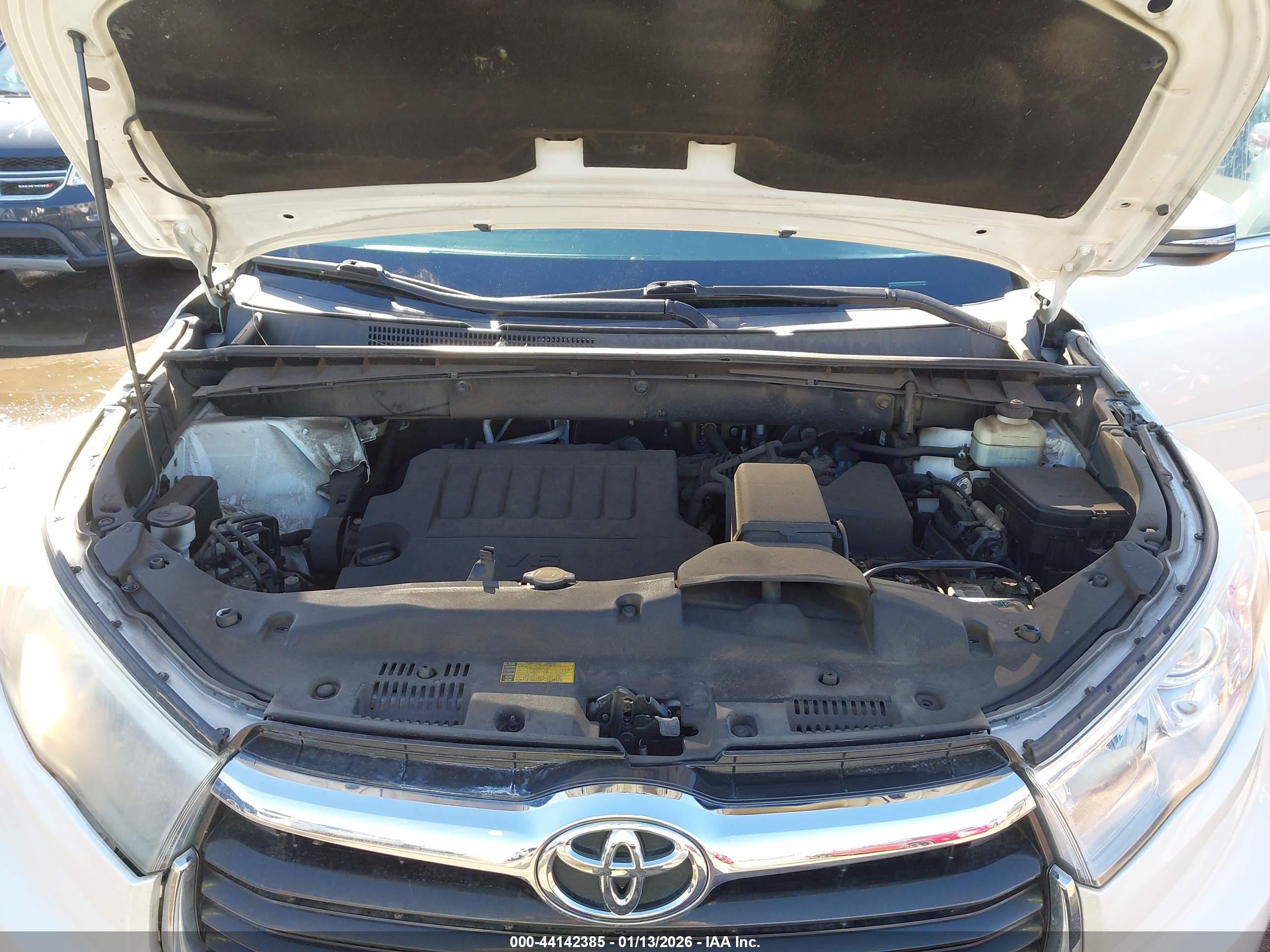 TOYOTA HIGHLANDER image 10