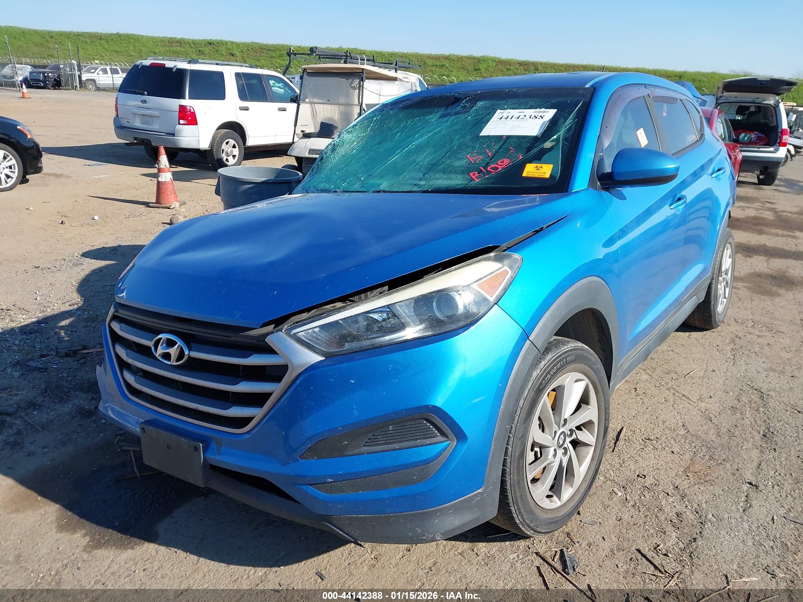 HYUNDAI TUCSON image 2