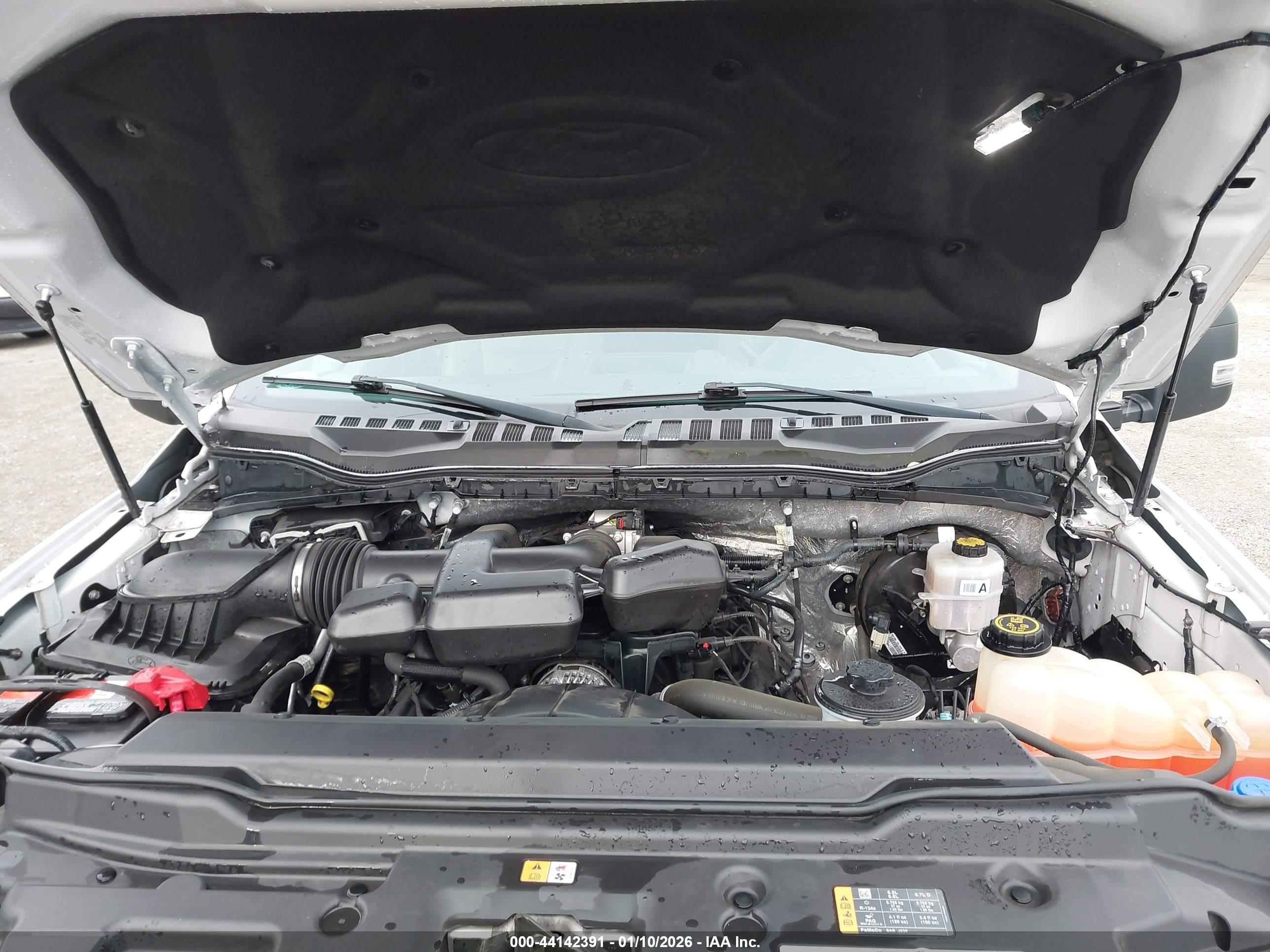 FORD F-250 image 10