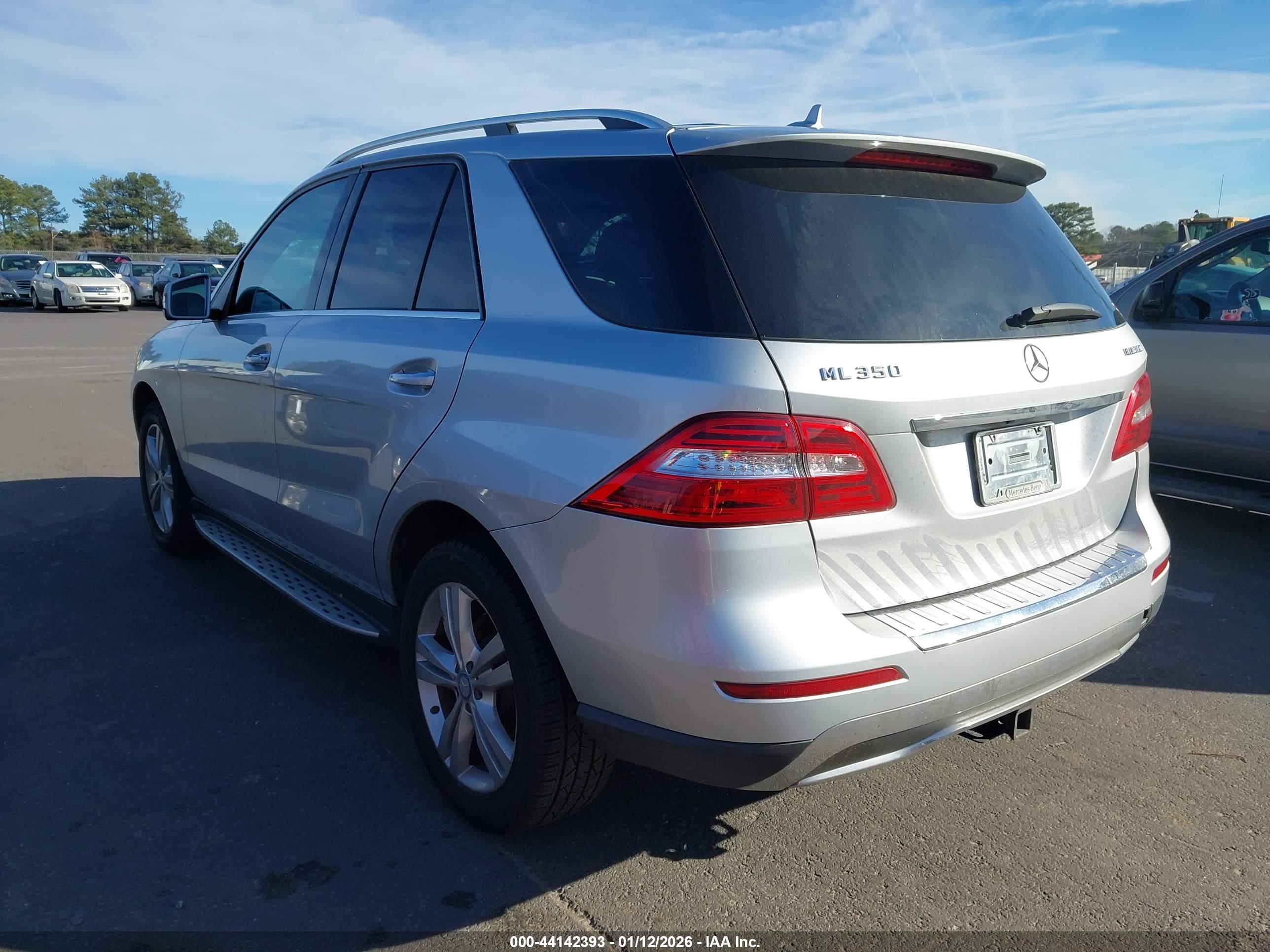 MERCEDES-BENZ ML image 3