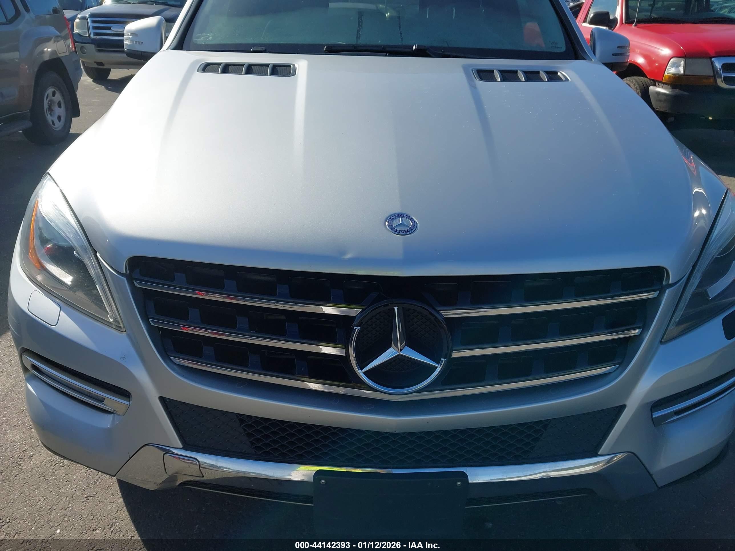MERCEDES-BENZ ML image 6