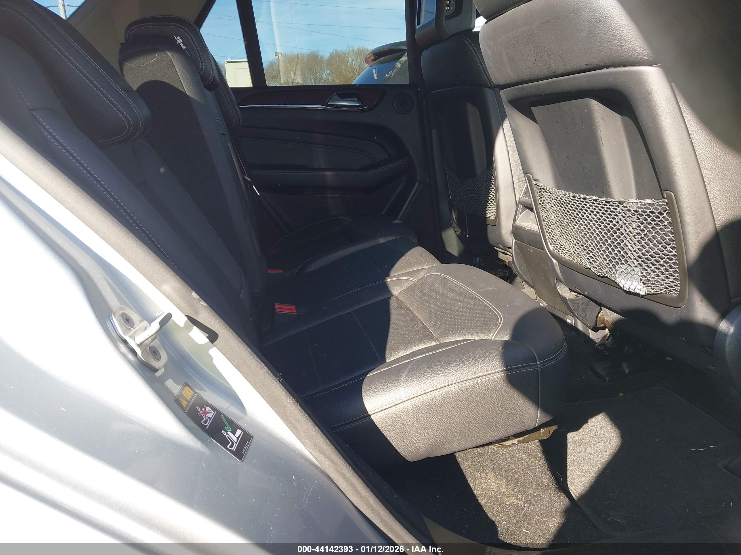 MERCEDES-BENZ ML image 8