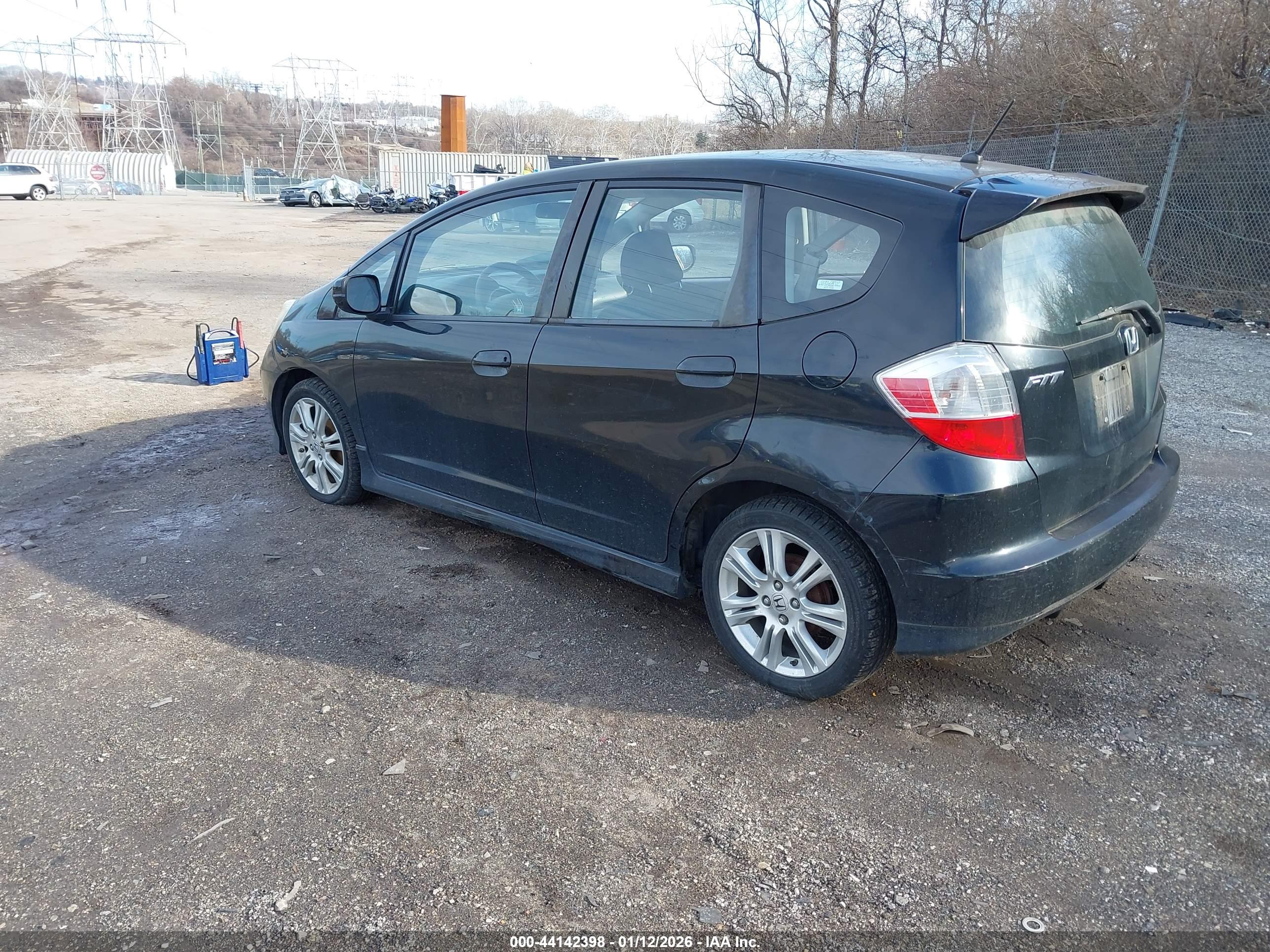 HONDA FIT image 3
