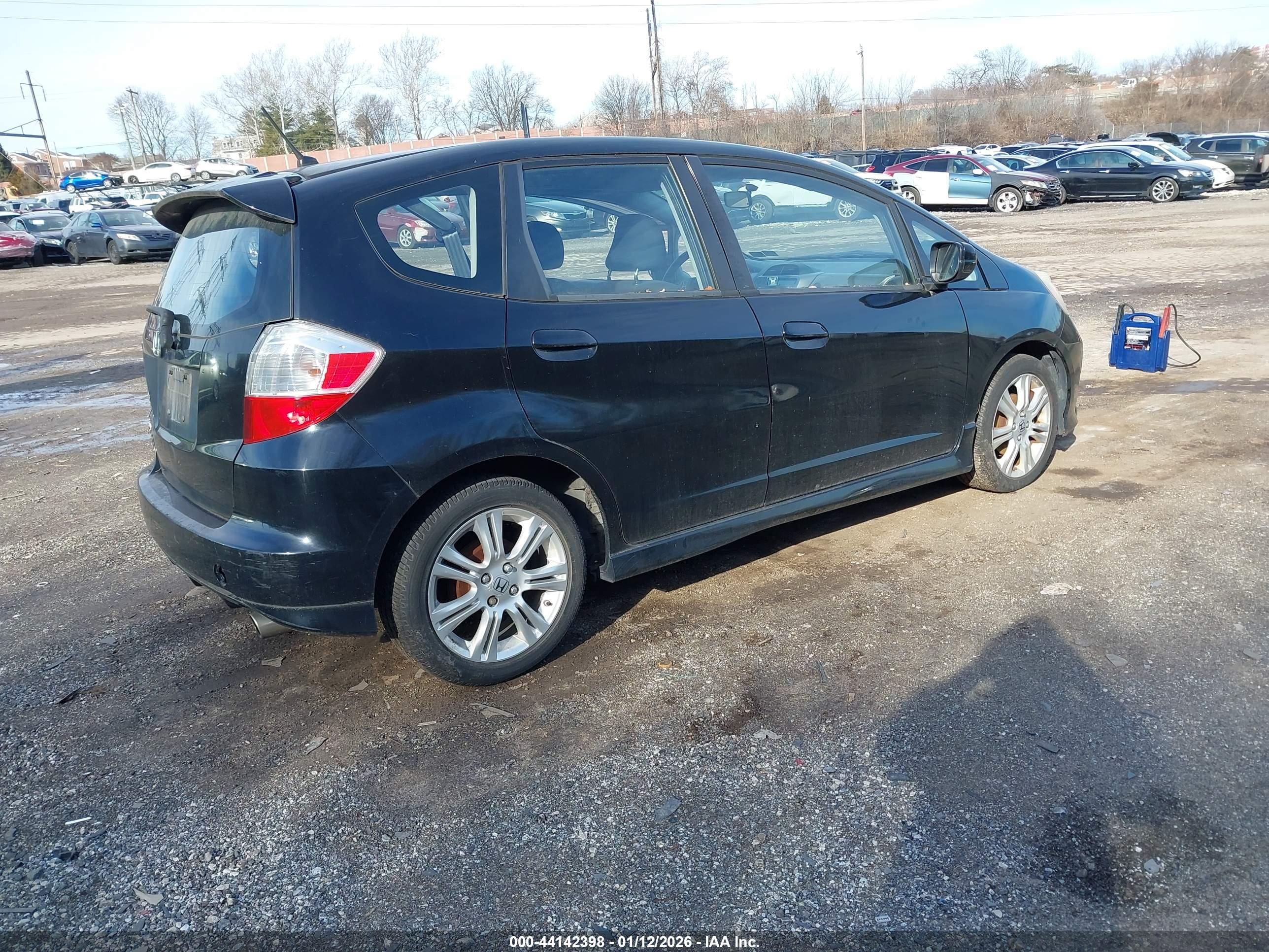 HONDA FIT image 4