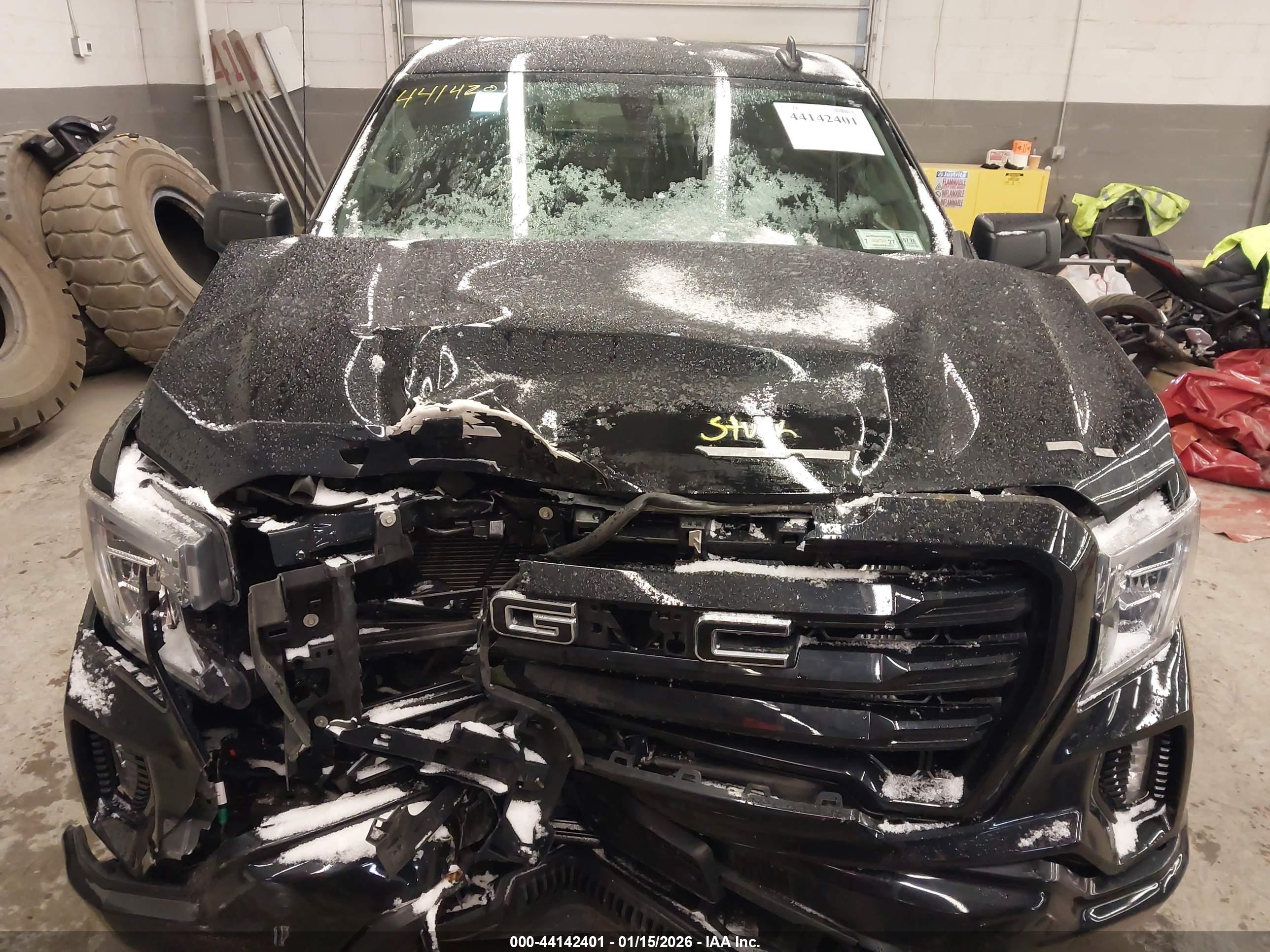 GMC SIERRA image 10