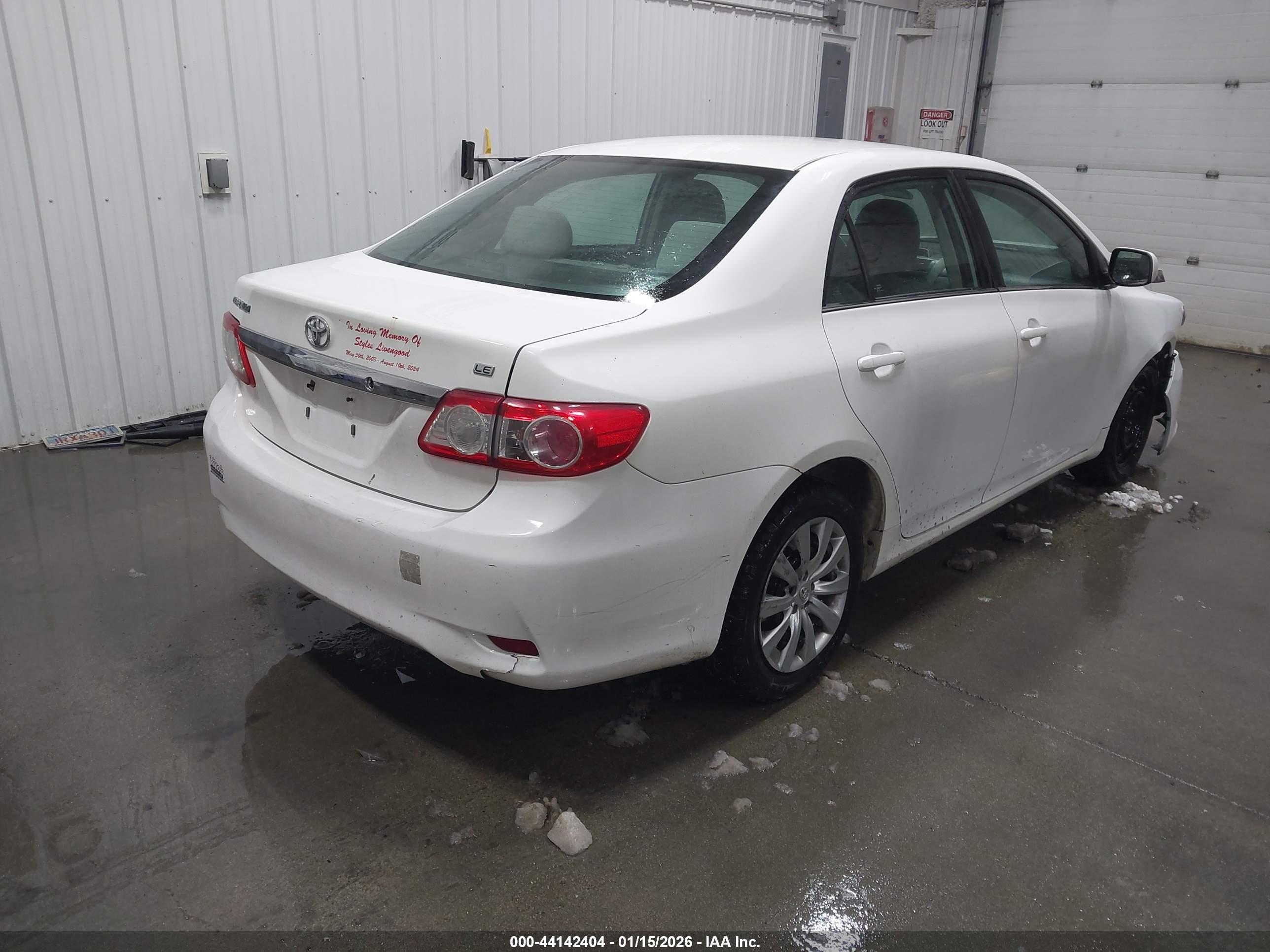 TOYOTA COROLLA image 4