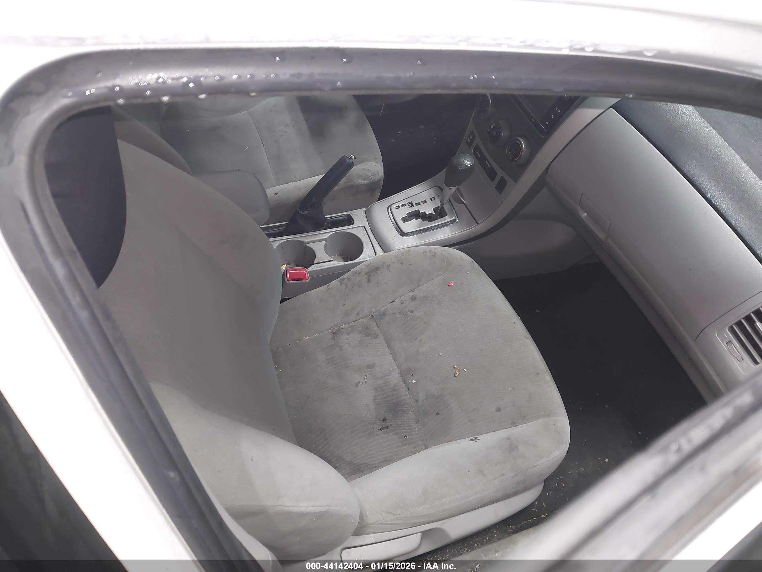 TOYOTA COROLLA image 5