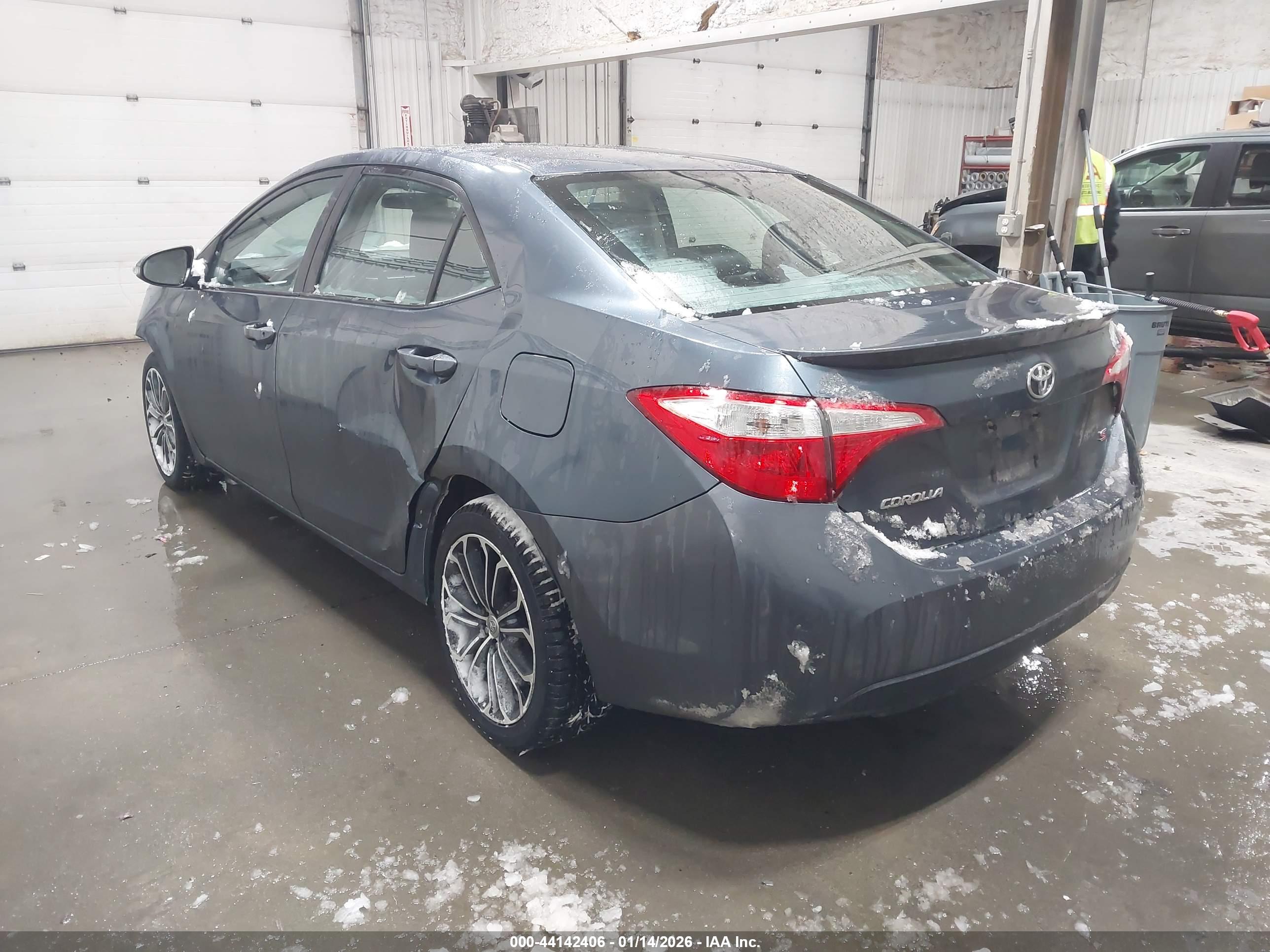 TOYOTA COROLLA image 3