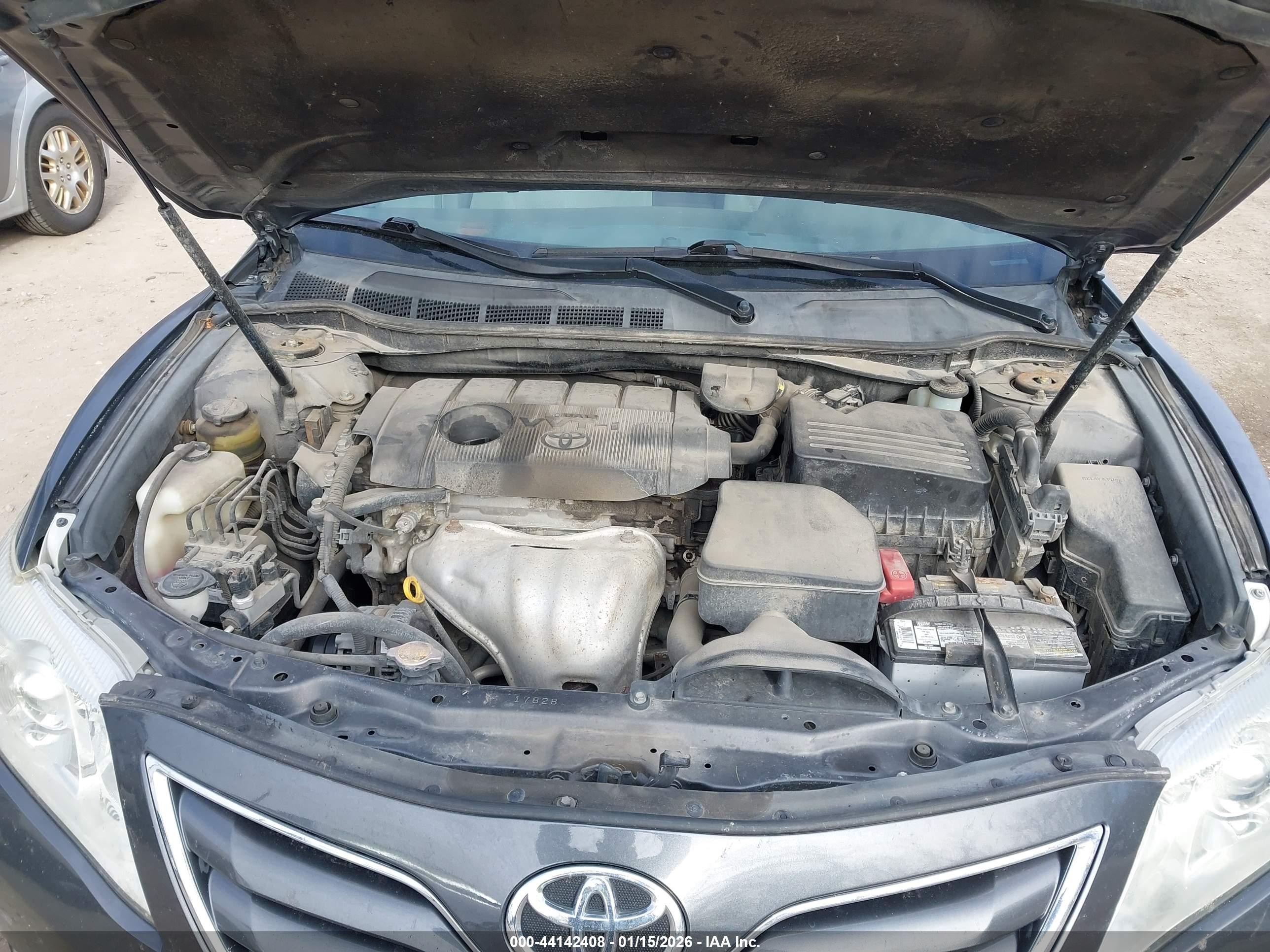 TOYOTA CAMRY image 10