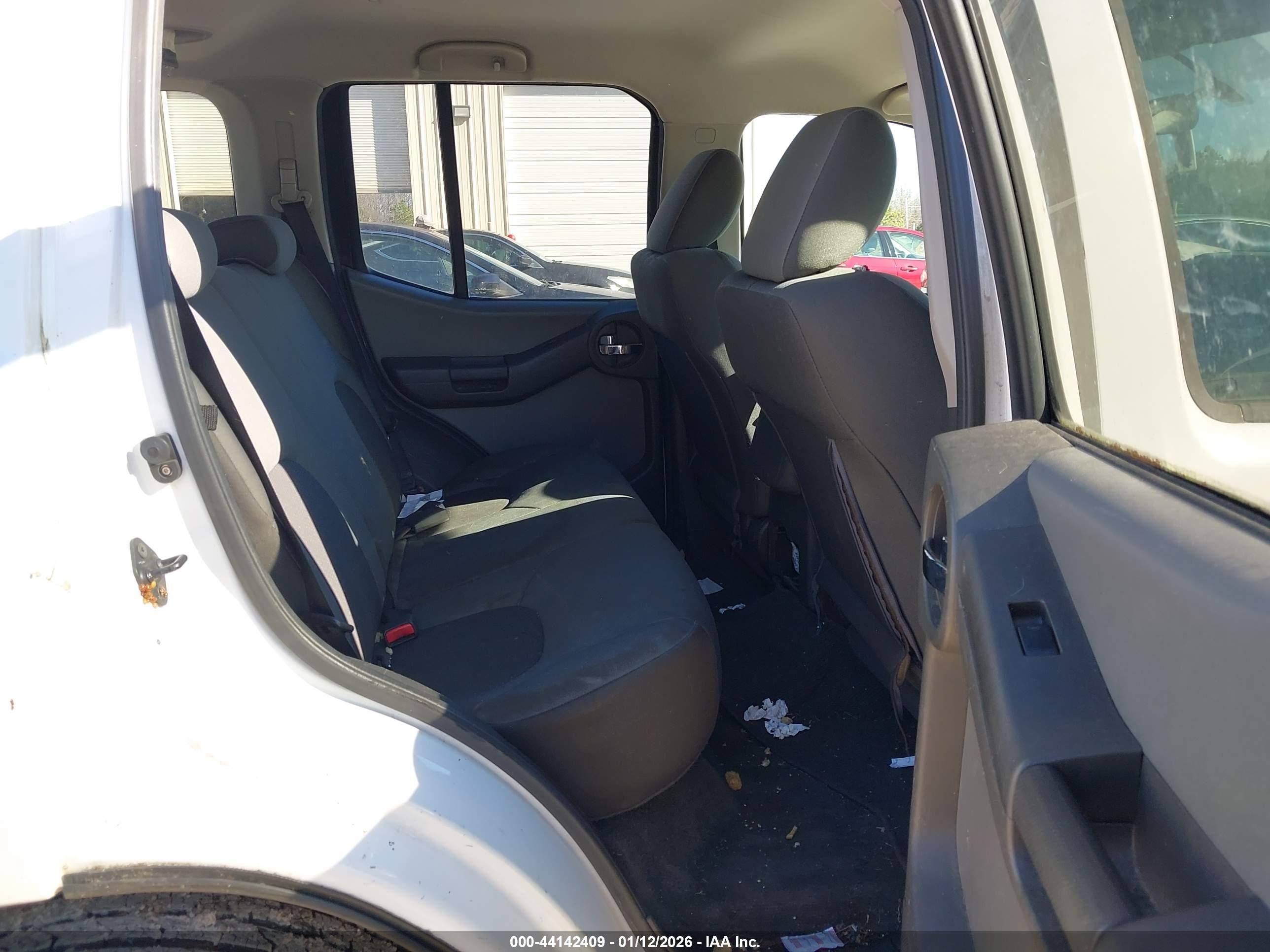 NISSAN XTERRA image 8