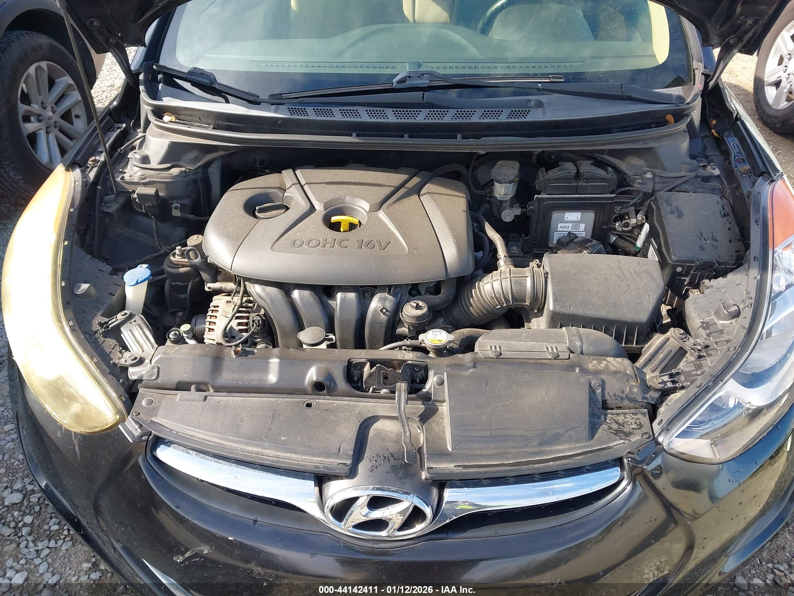 HYUNDAI ELANTRA image 10