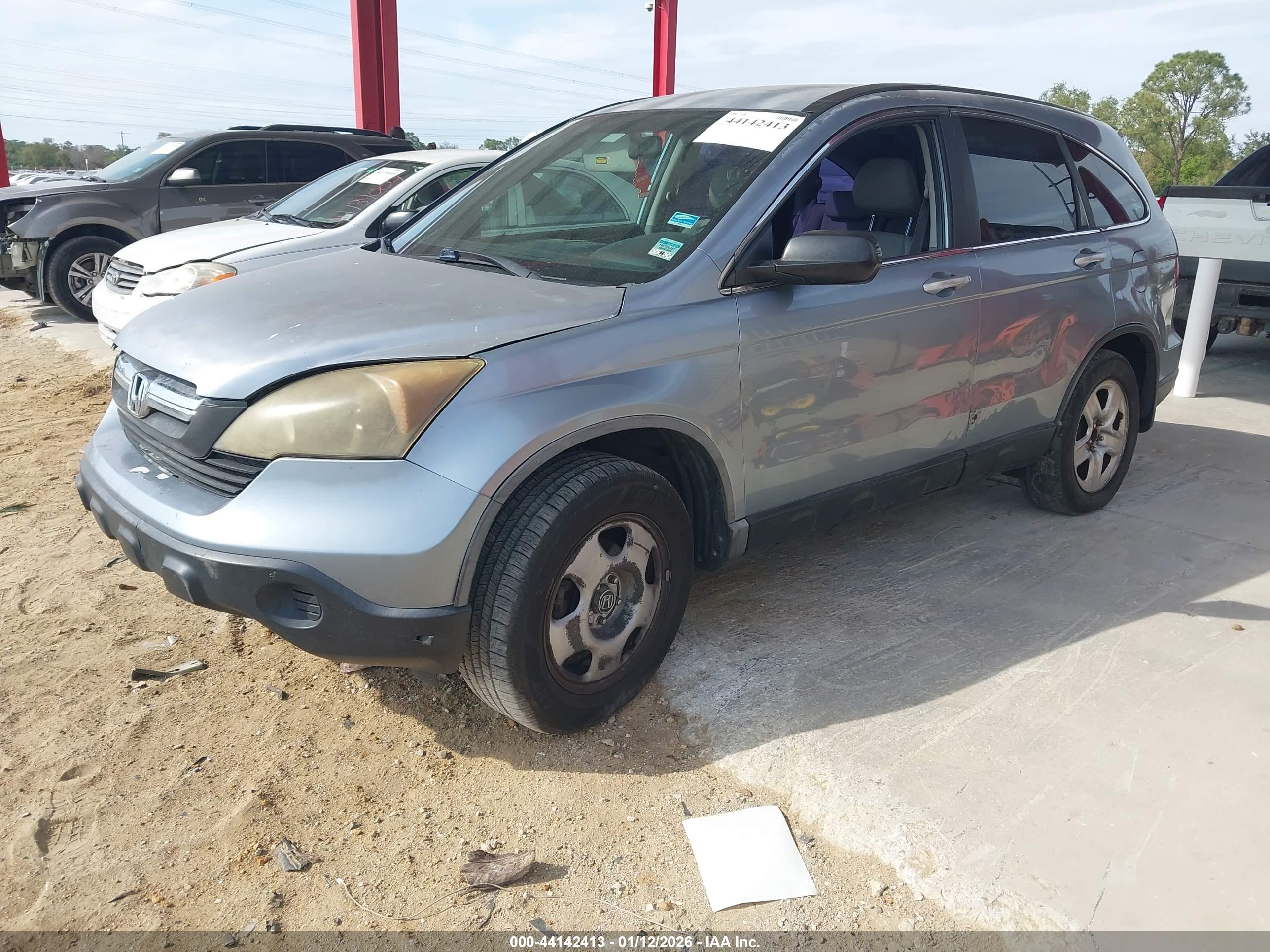 HONDA CR-V image 2